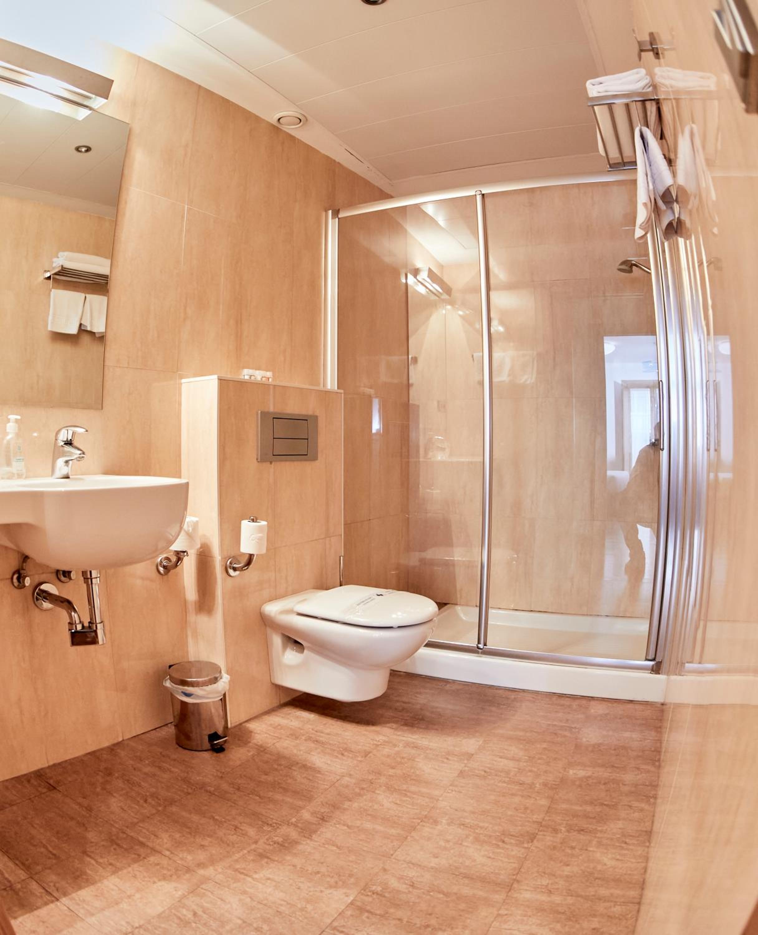 Double Or Twin Room photo 3