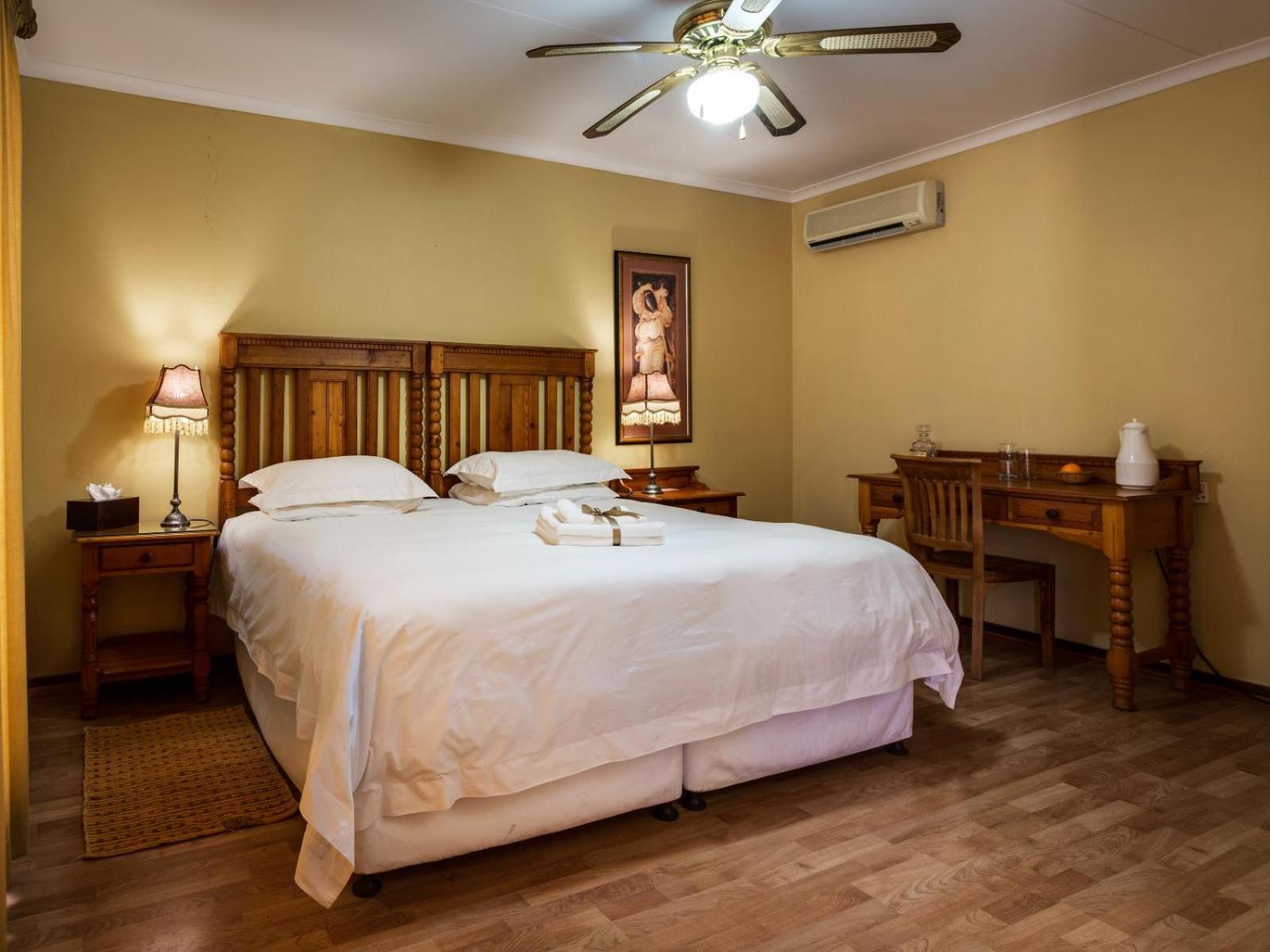 Standard King Room - Photo 1