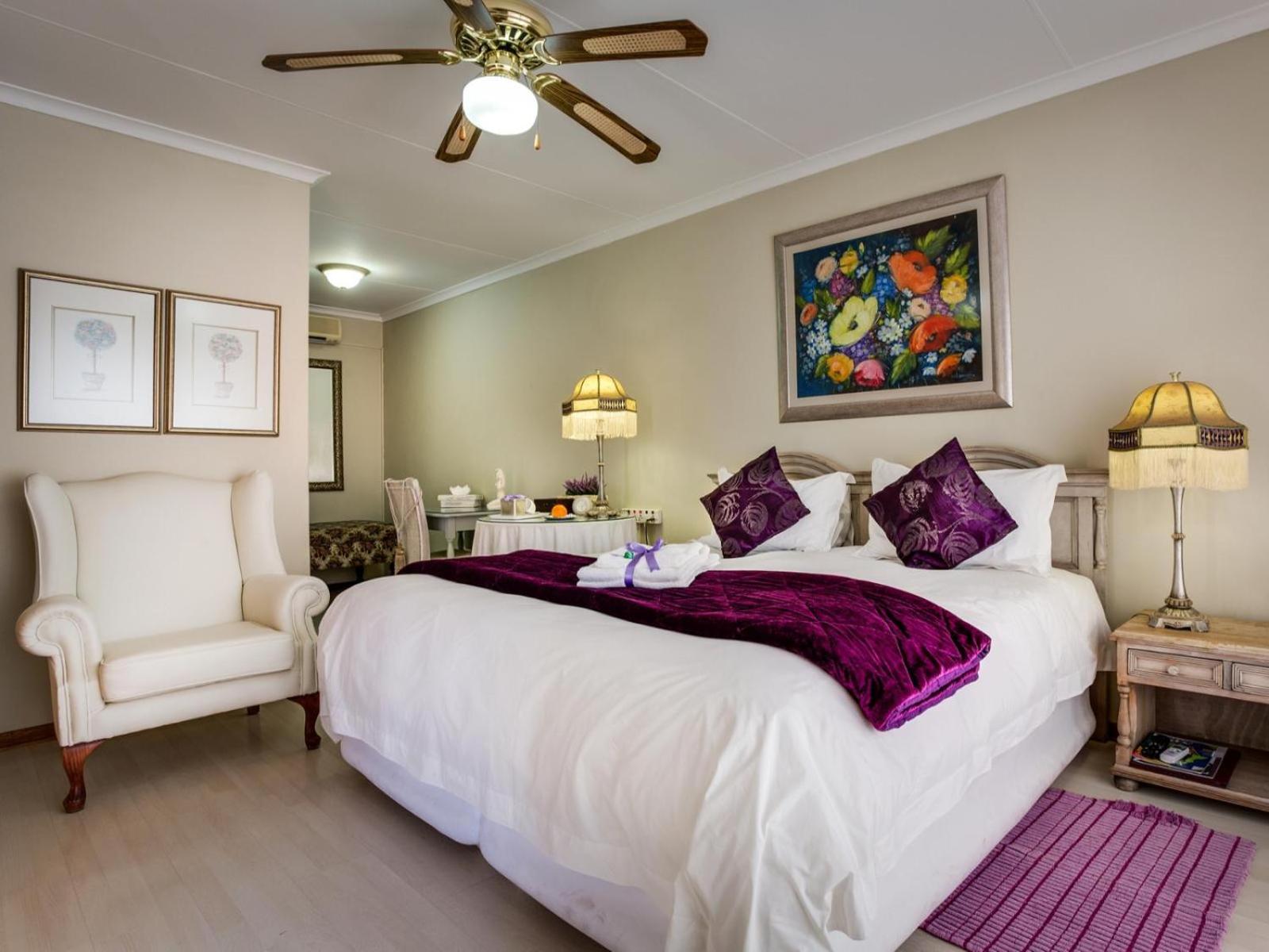 Standard King Room - Photo 4