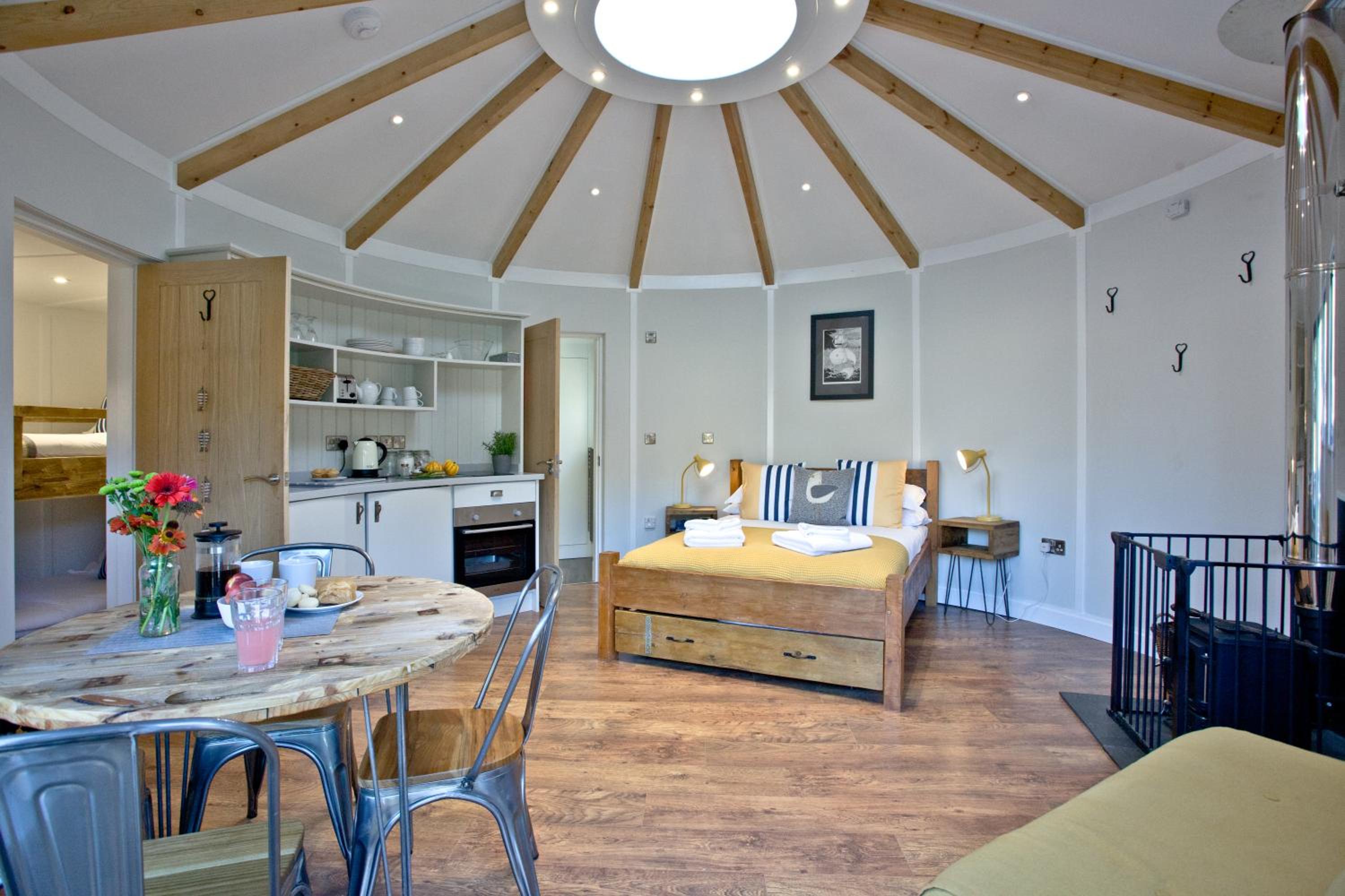 Family Roundhouses  photo 1