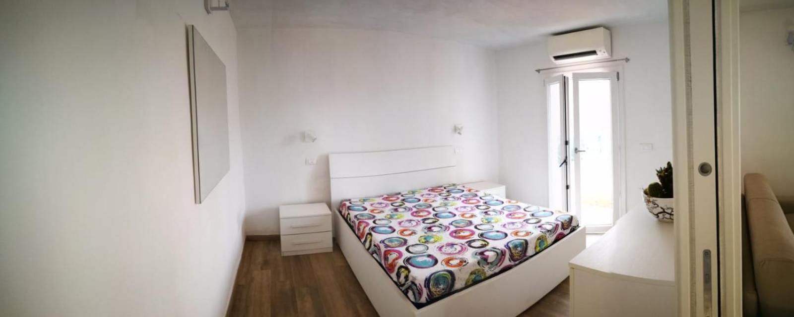 One-Bedroom House photo 1