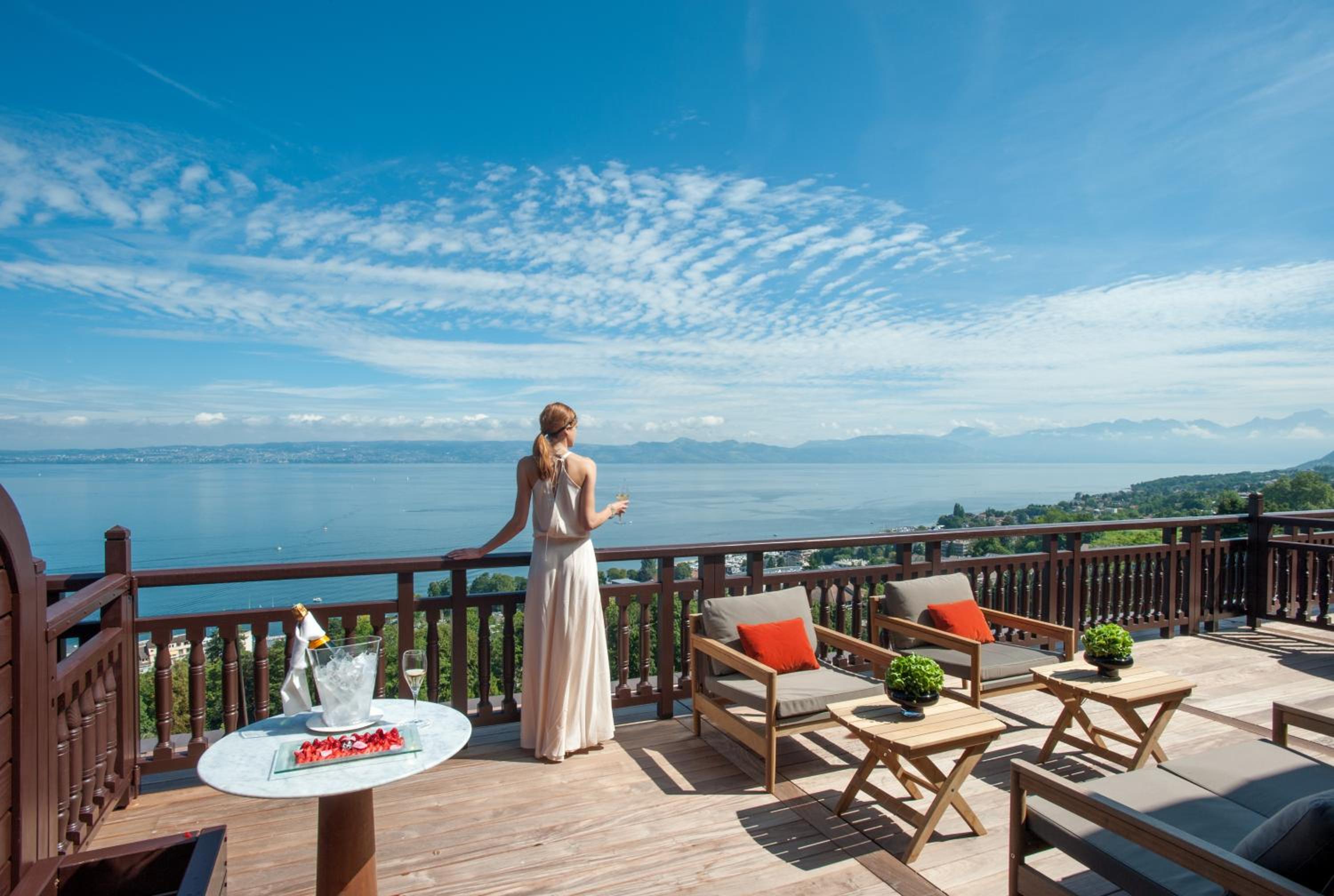 Suite Junior avec Terrasse Suite Junior avec Terrasse