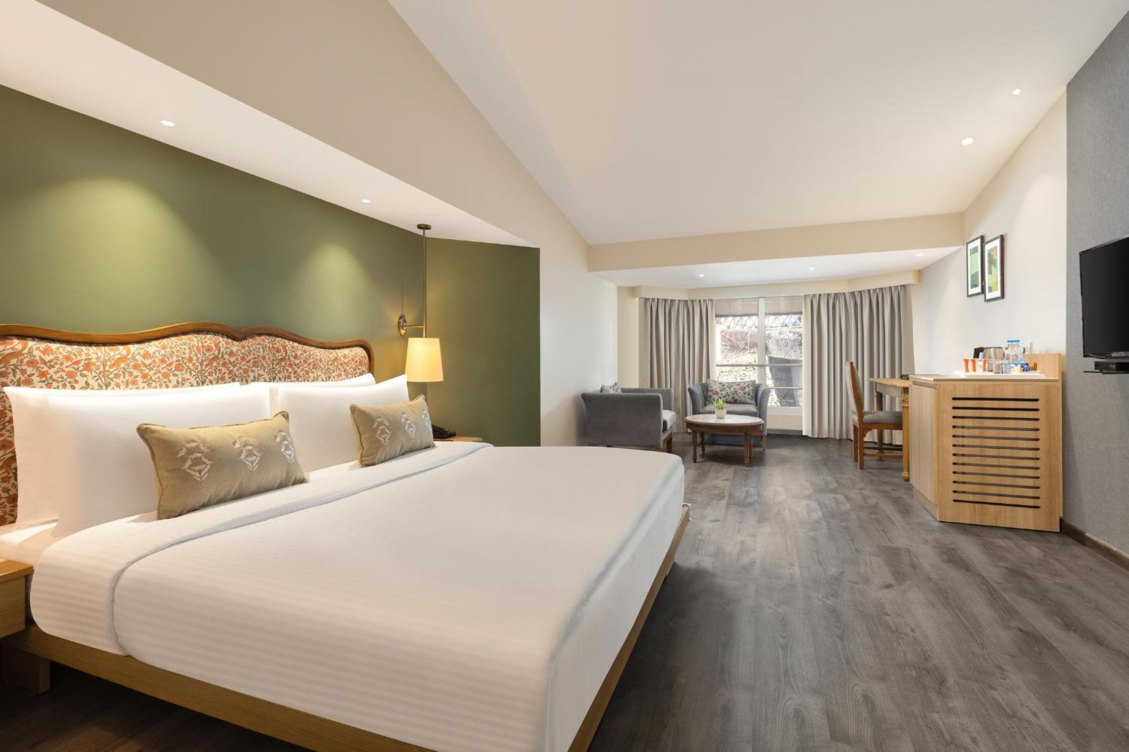 Deluxe Room - Photo 1
