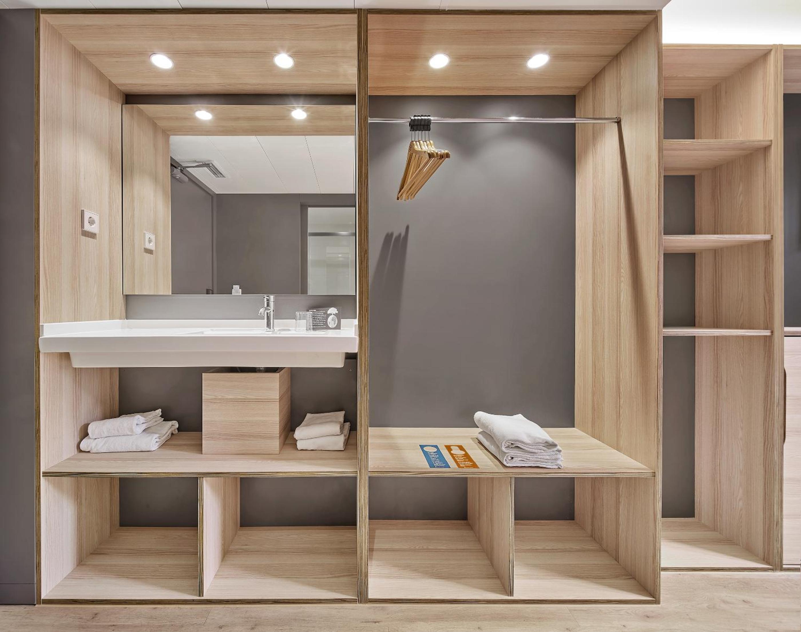  Double Room - Photo 8
