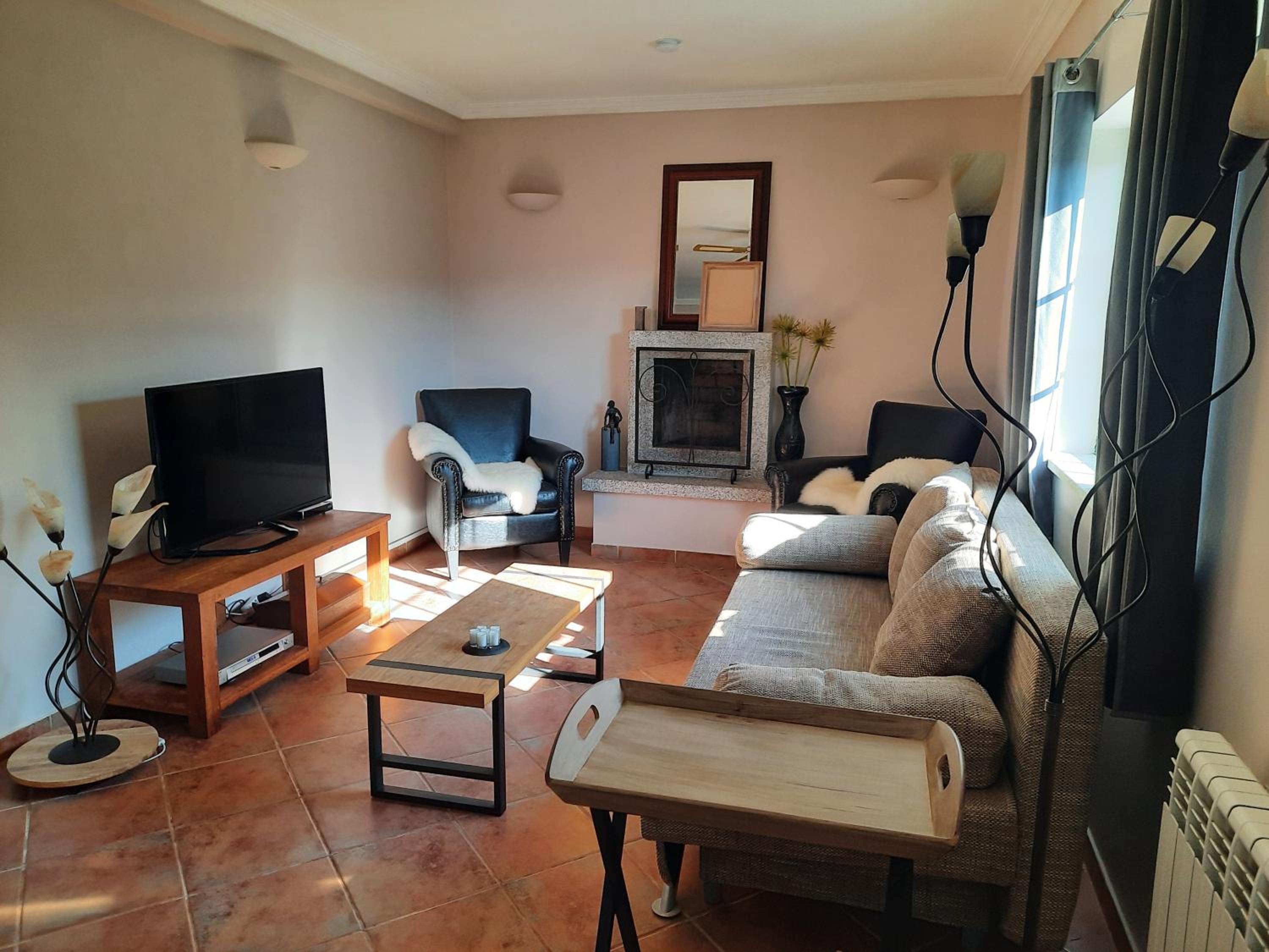 Four-Bedroom House photo 1