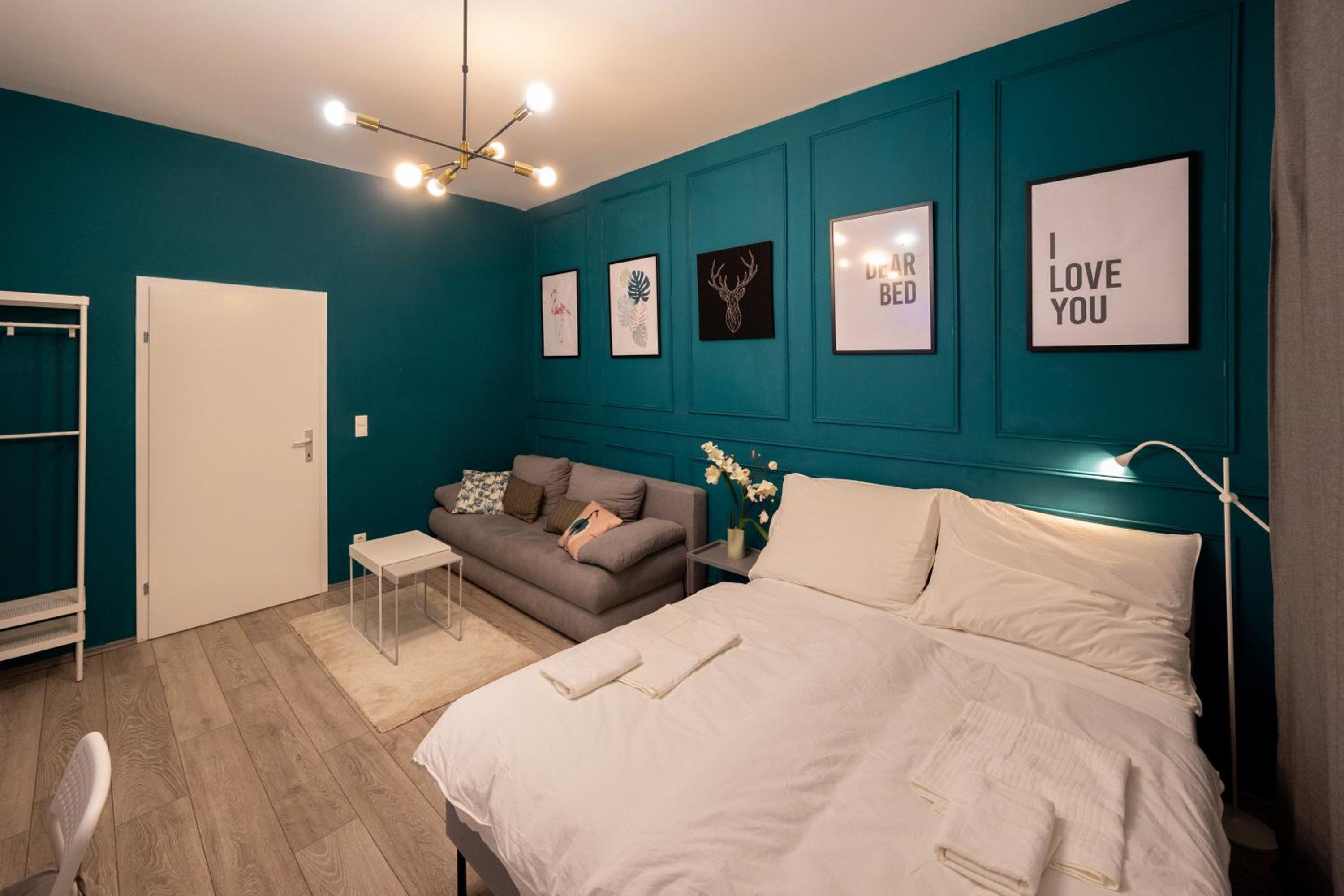 Studio Apartment