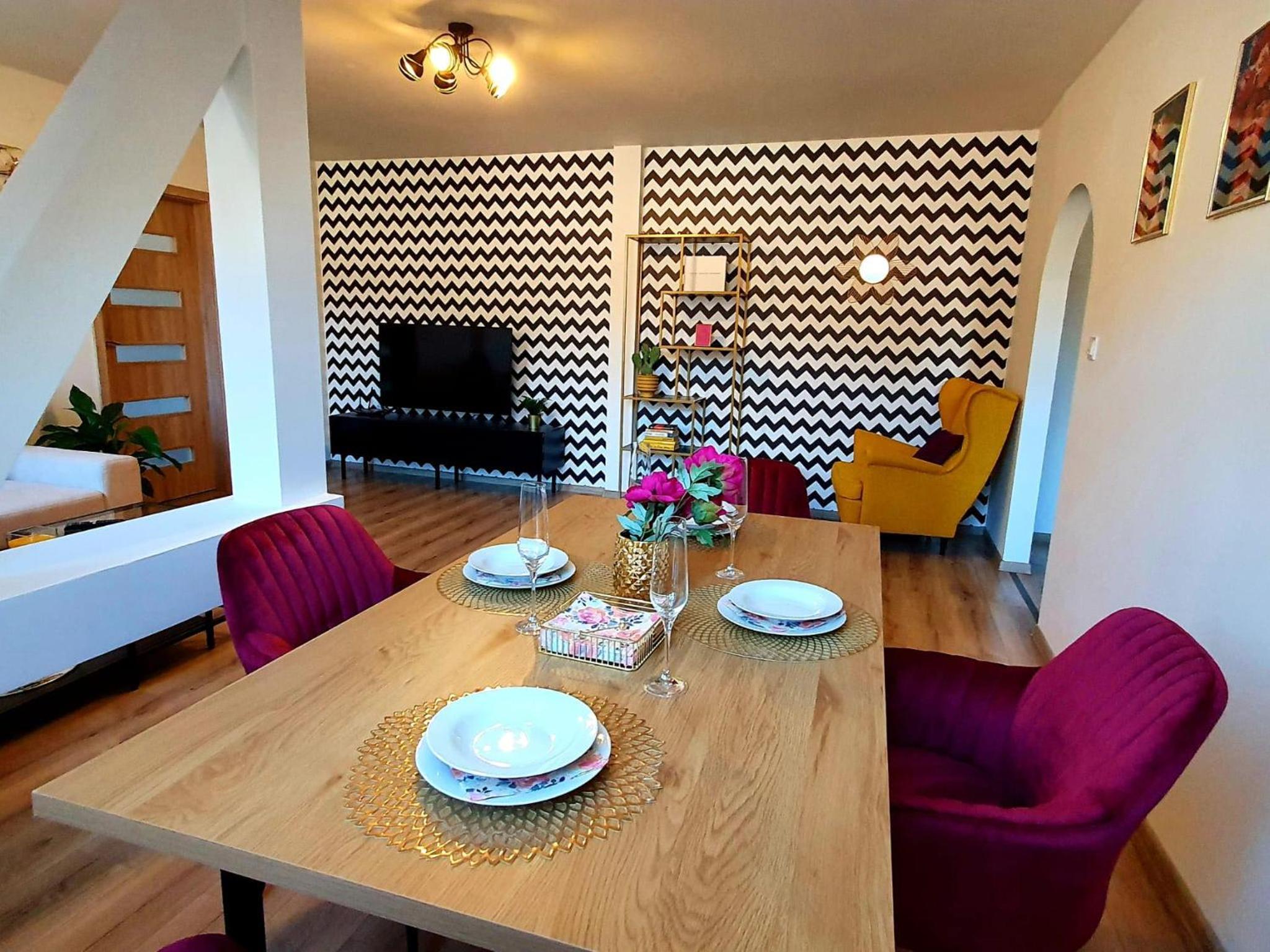 One-Bedroom Apartment - Photo 1