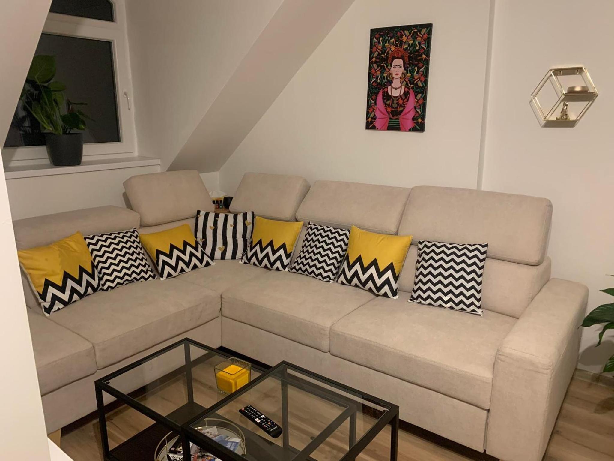 One-Bedroom Apartment - Photo 5