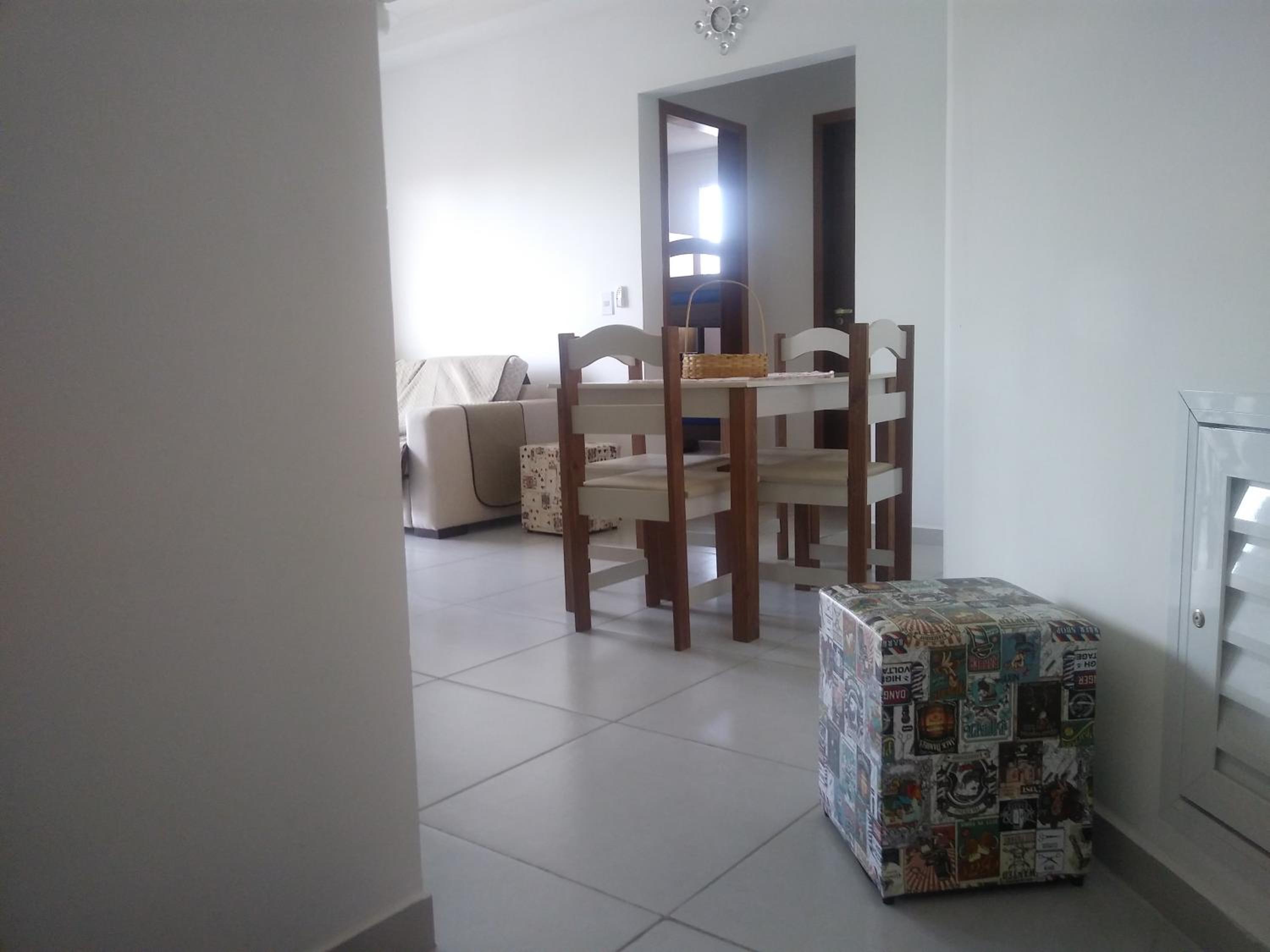 Apartment With Mountain View - Photo 1