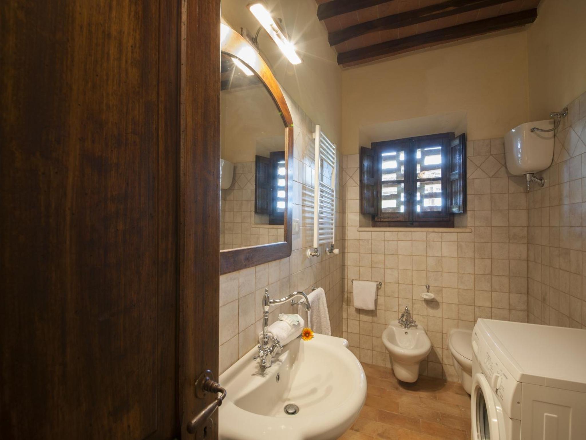 Two-Bedroom Apartment with Private Entrance photo 2
