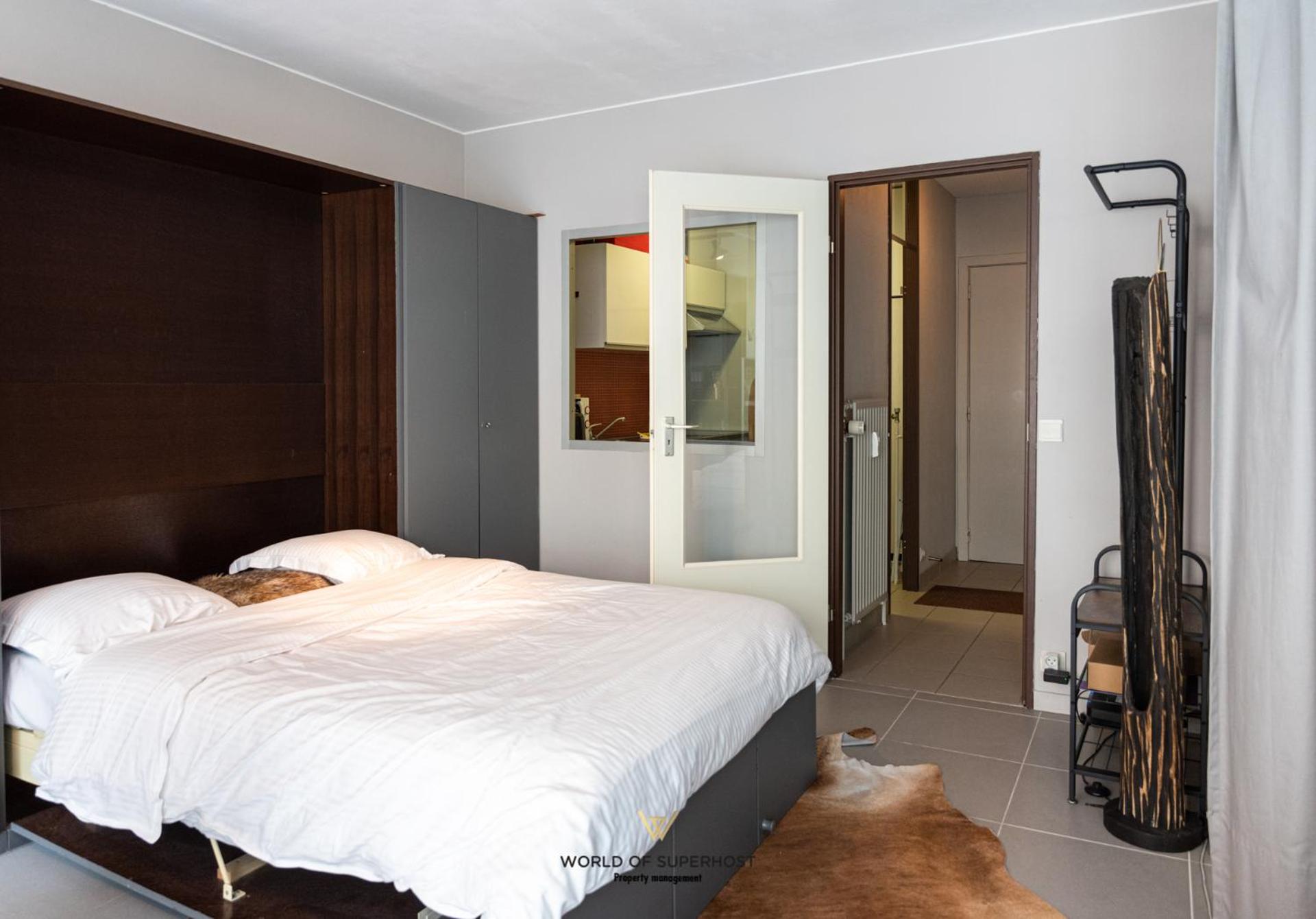 One-Bedroom Apartment - Photo 5