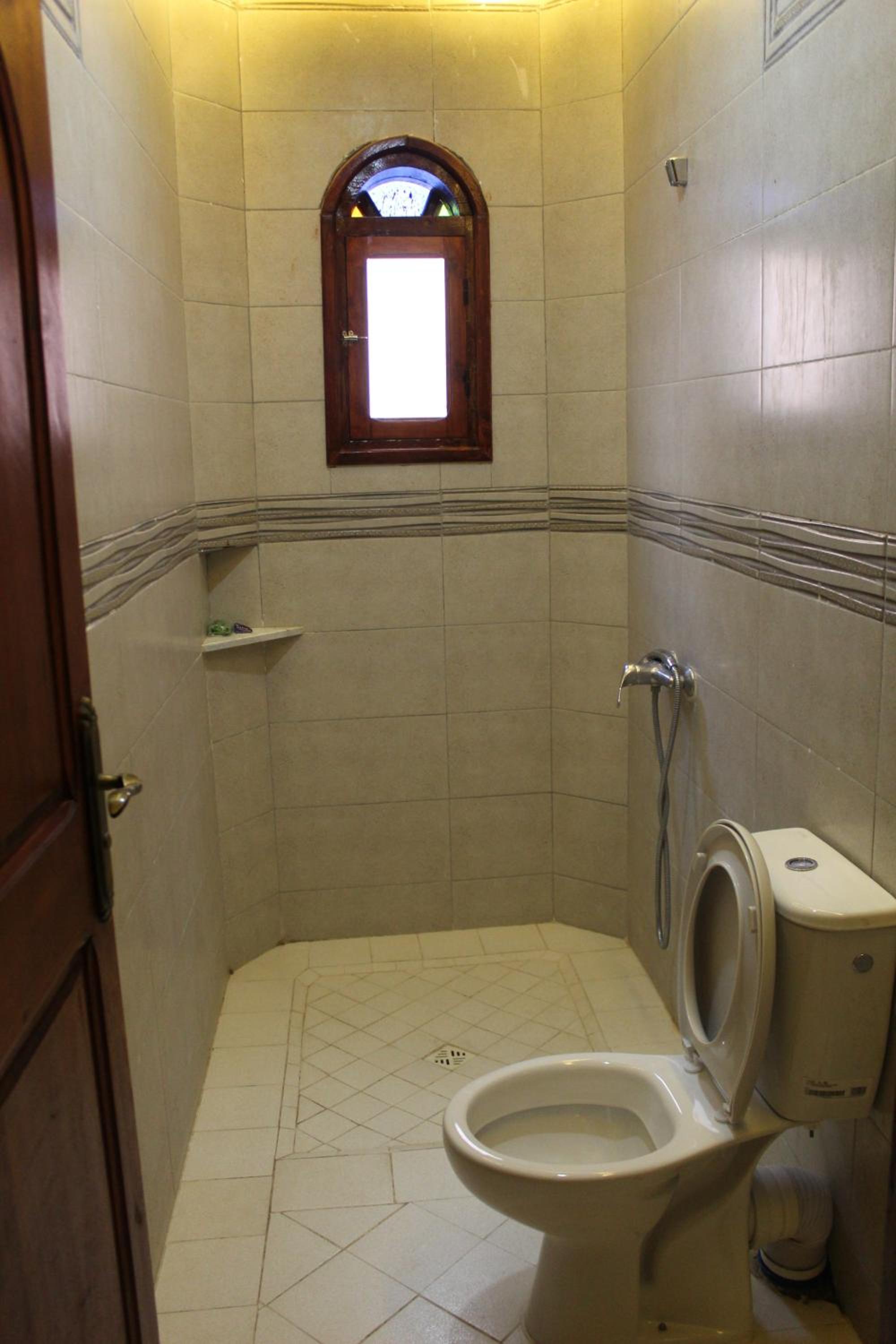 Two-Bedroom Apartment - Photo 6