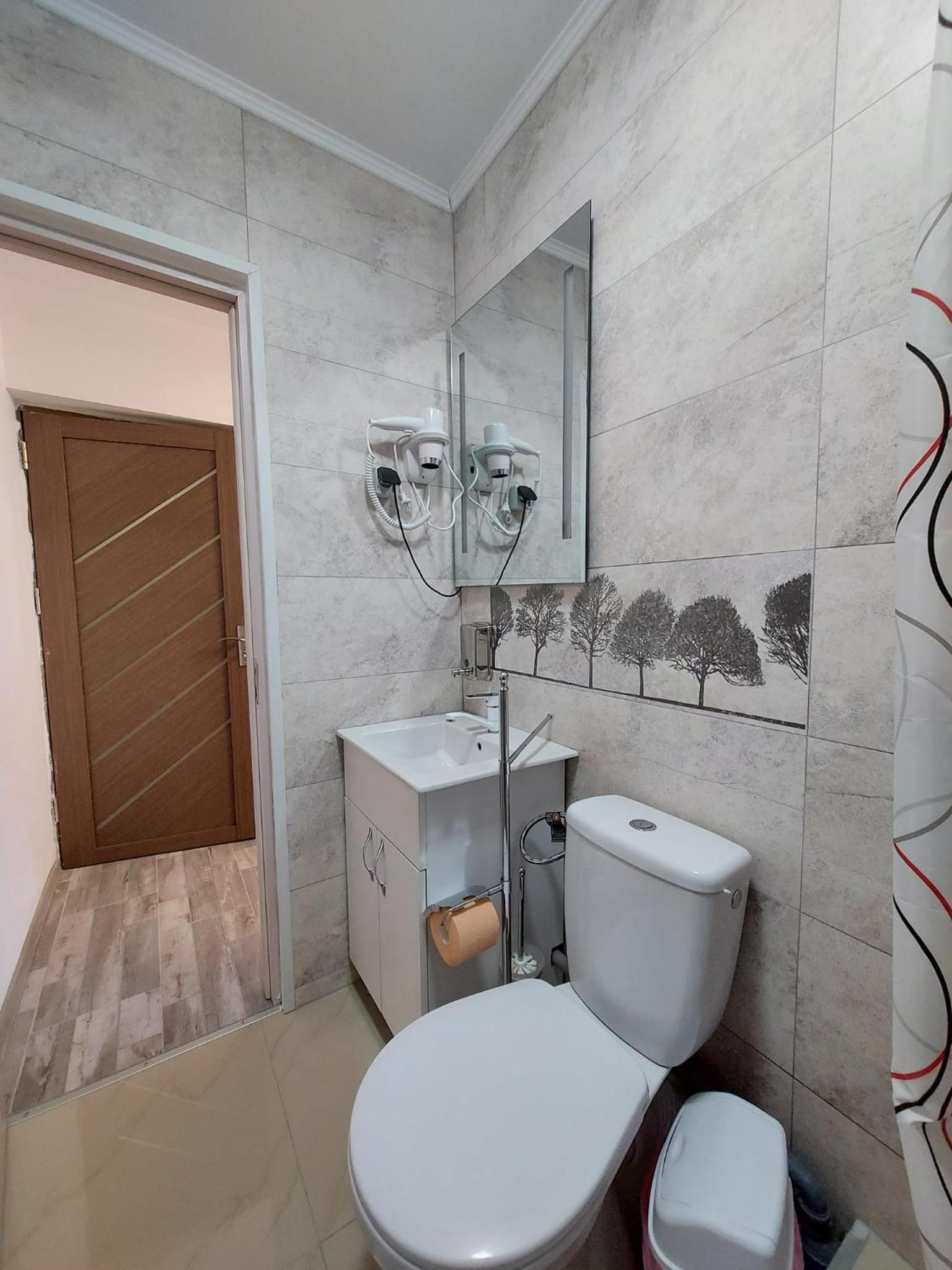 Double Room with Private Bathroom photo 3