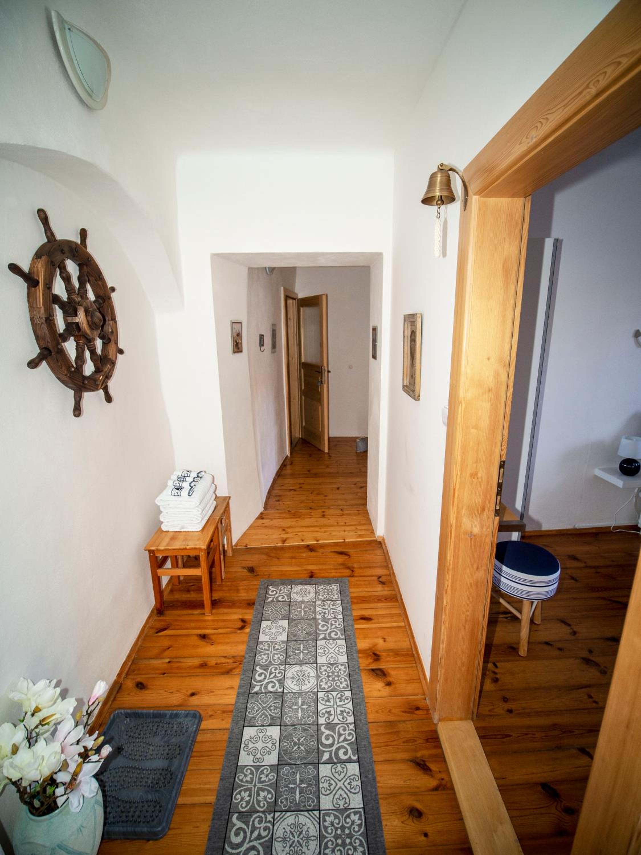 Two-Bedroom Apartment photo 2