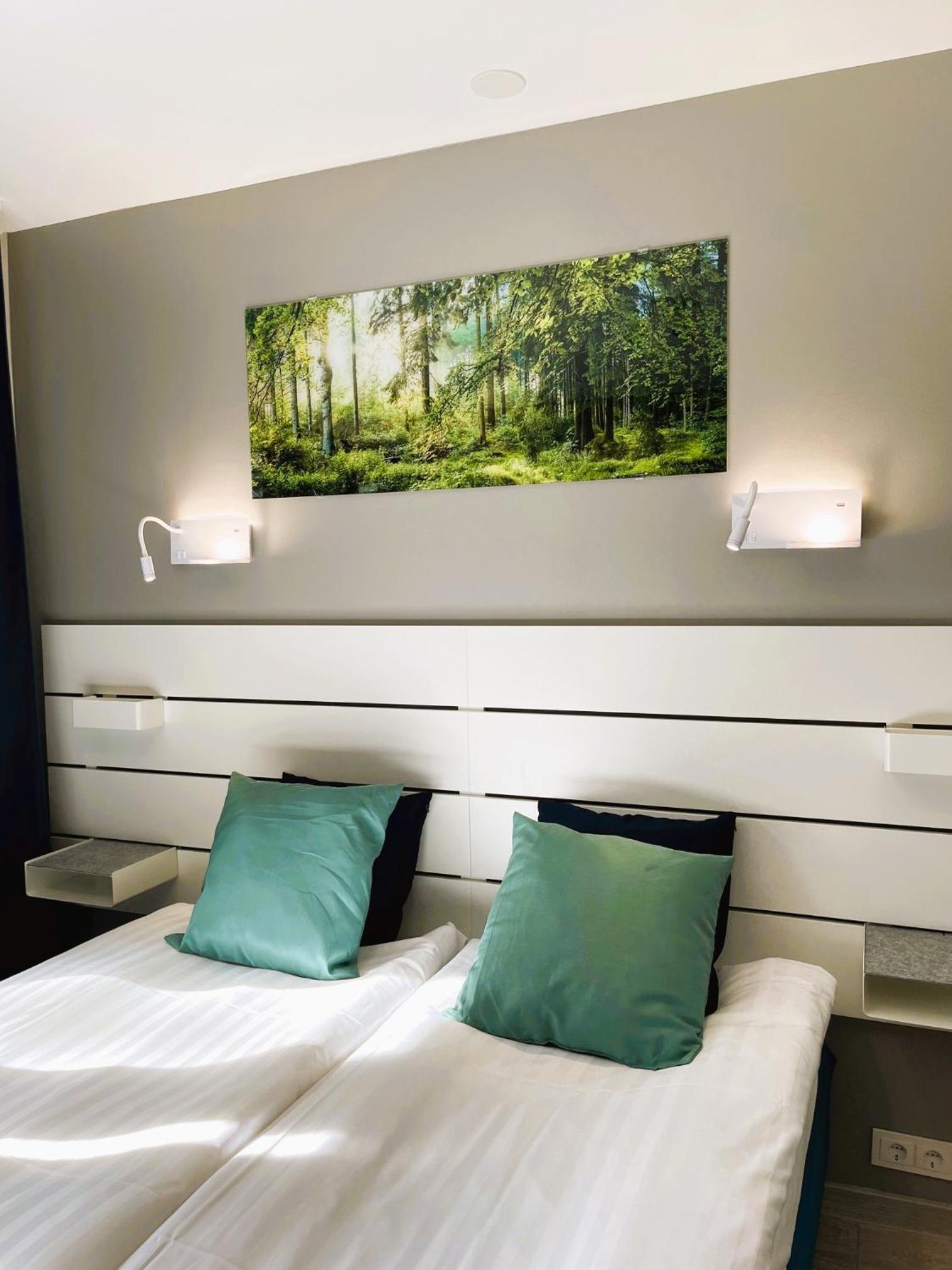Forest View Room with Balcony - Photo 7