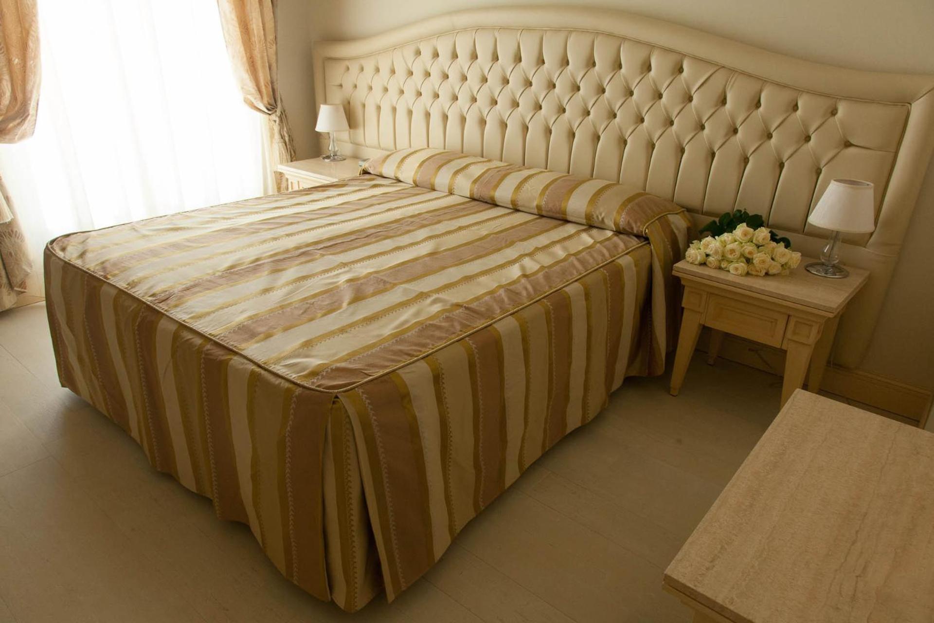 Double or Twin Room with Balcony photo 2