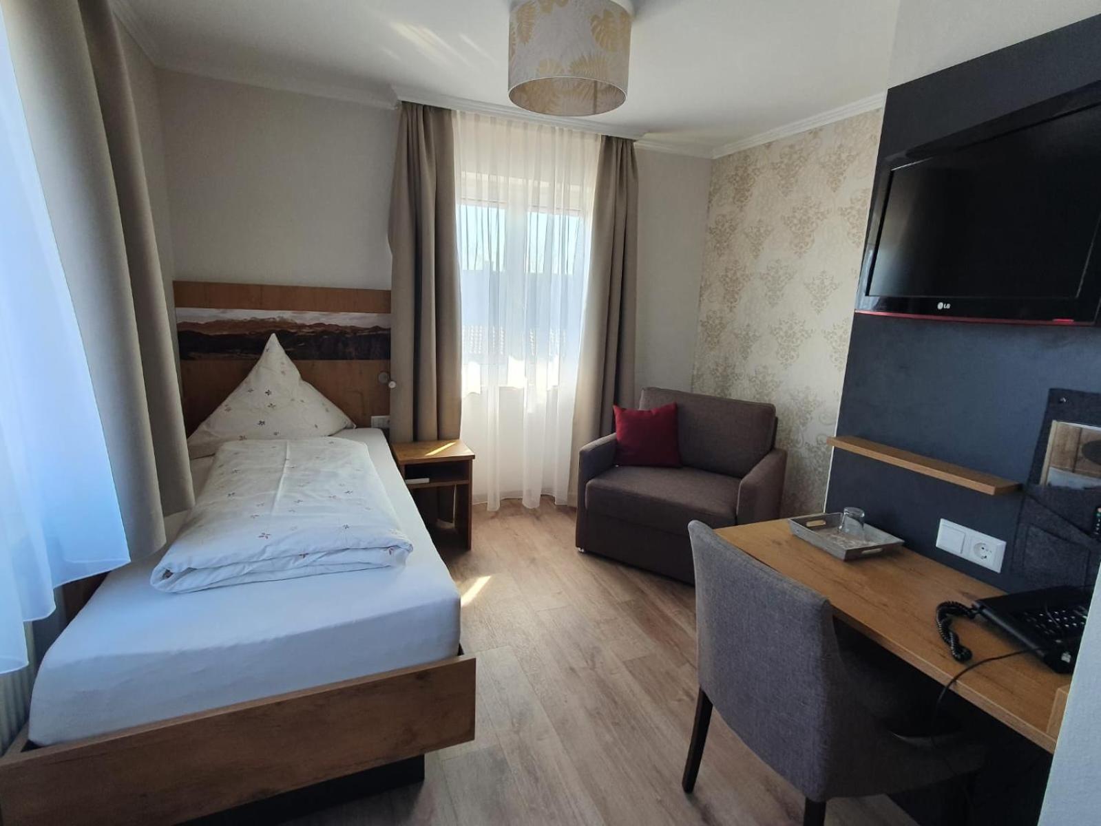 Economy Single Room photo 1