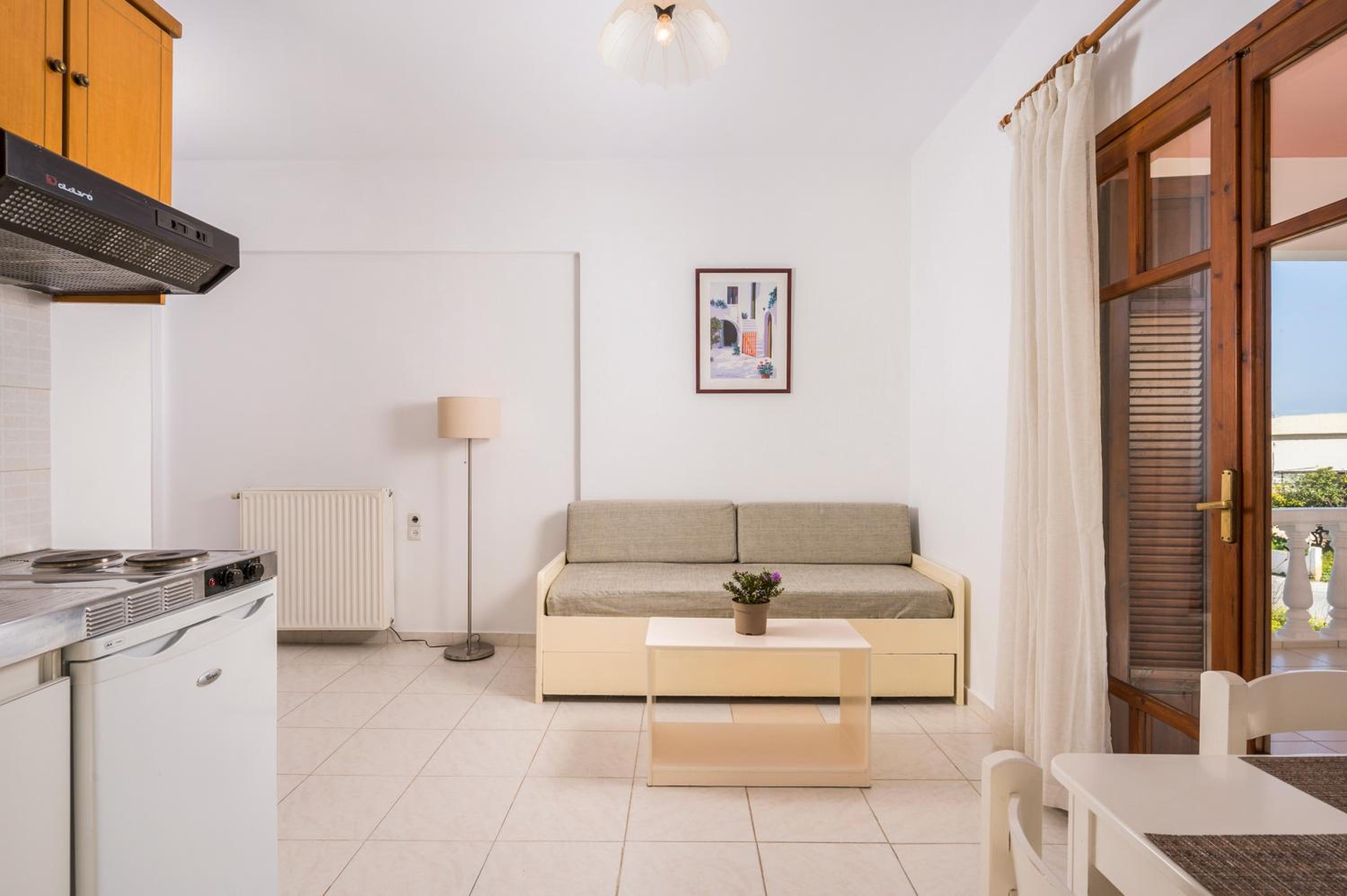 One-Bedroom Apartment with Sea View and Terrace photo 1
