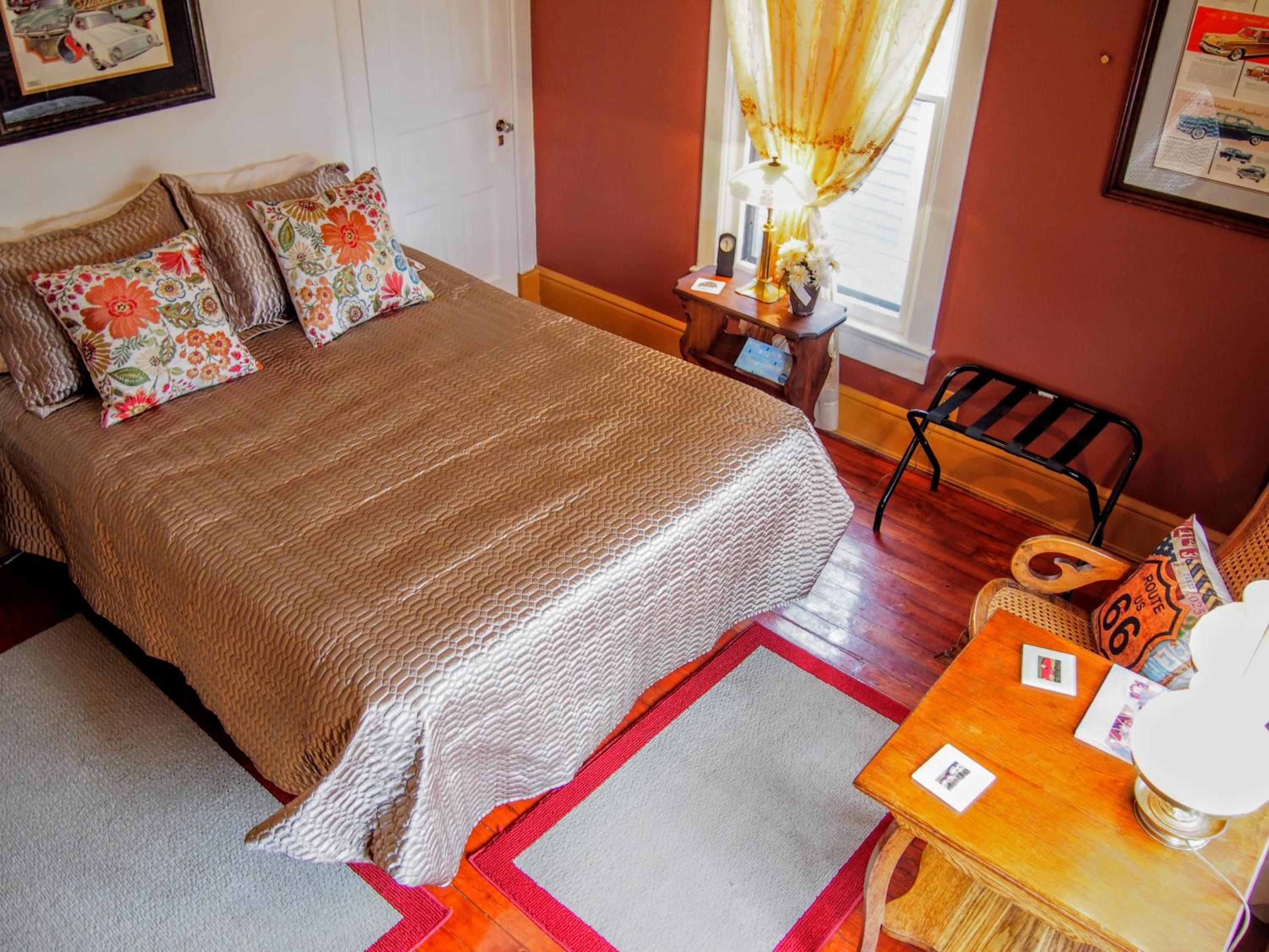 Queen Room - Photo 1