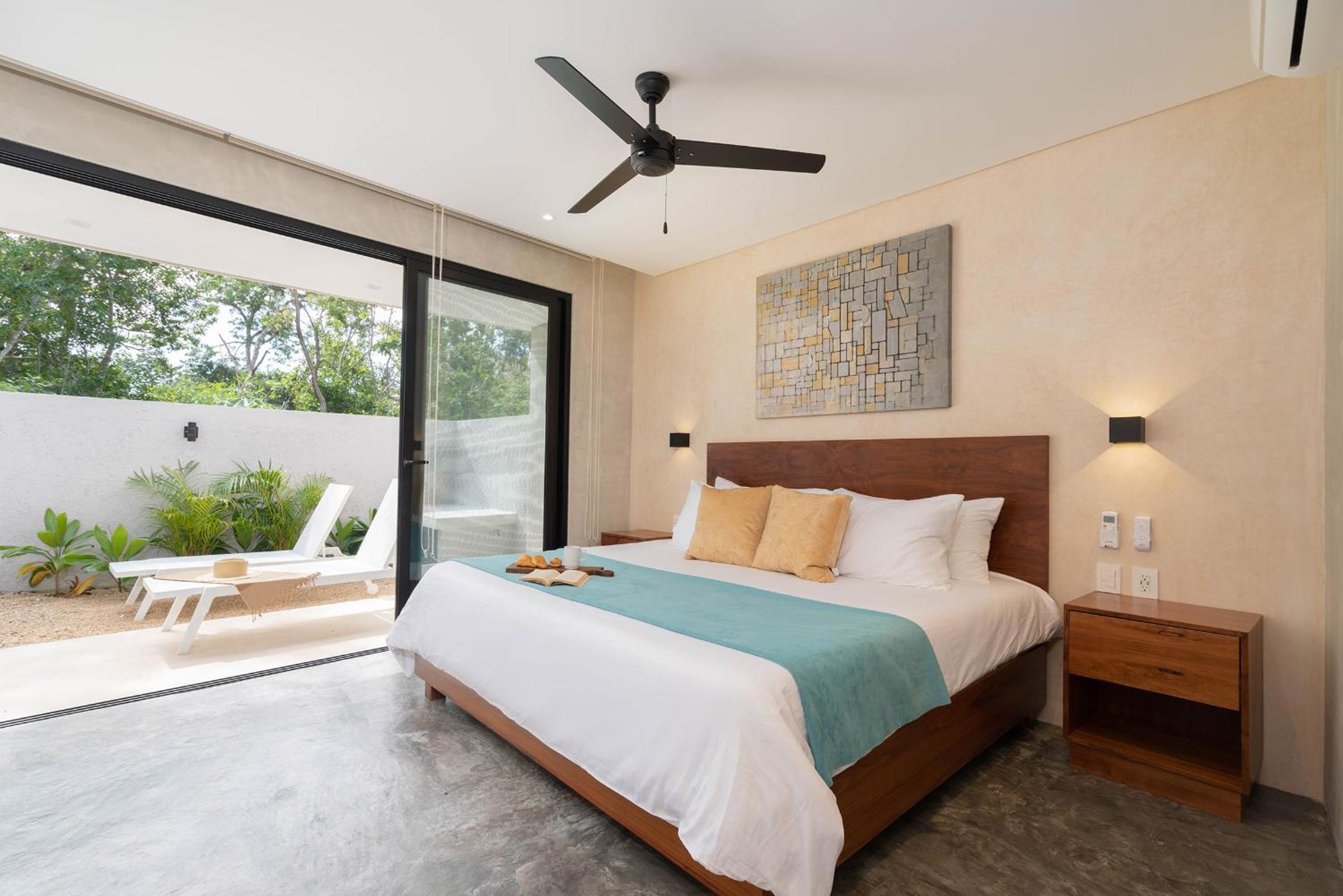Königssuite mit privatem Pool und Garten