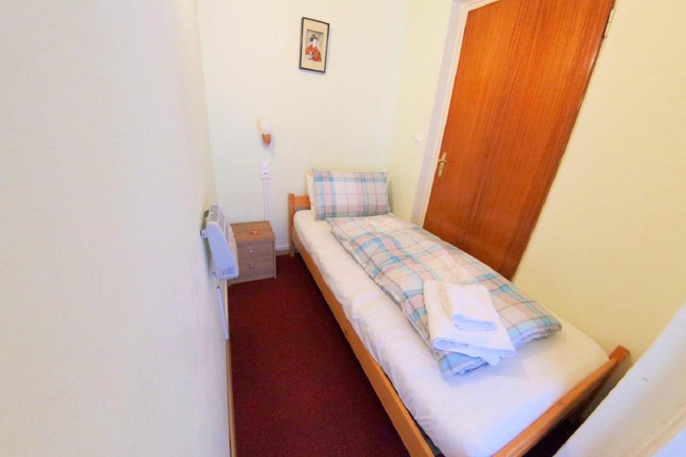 Triple Room photo 2
