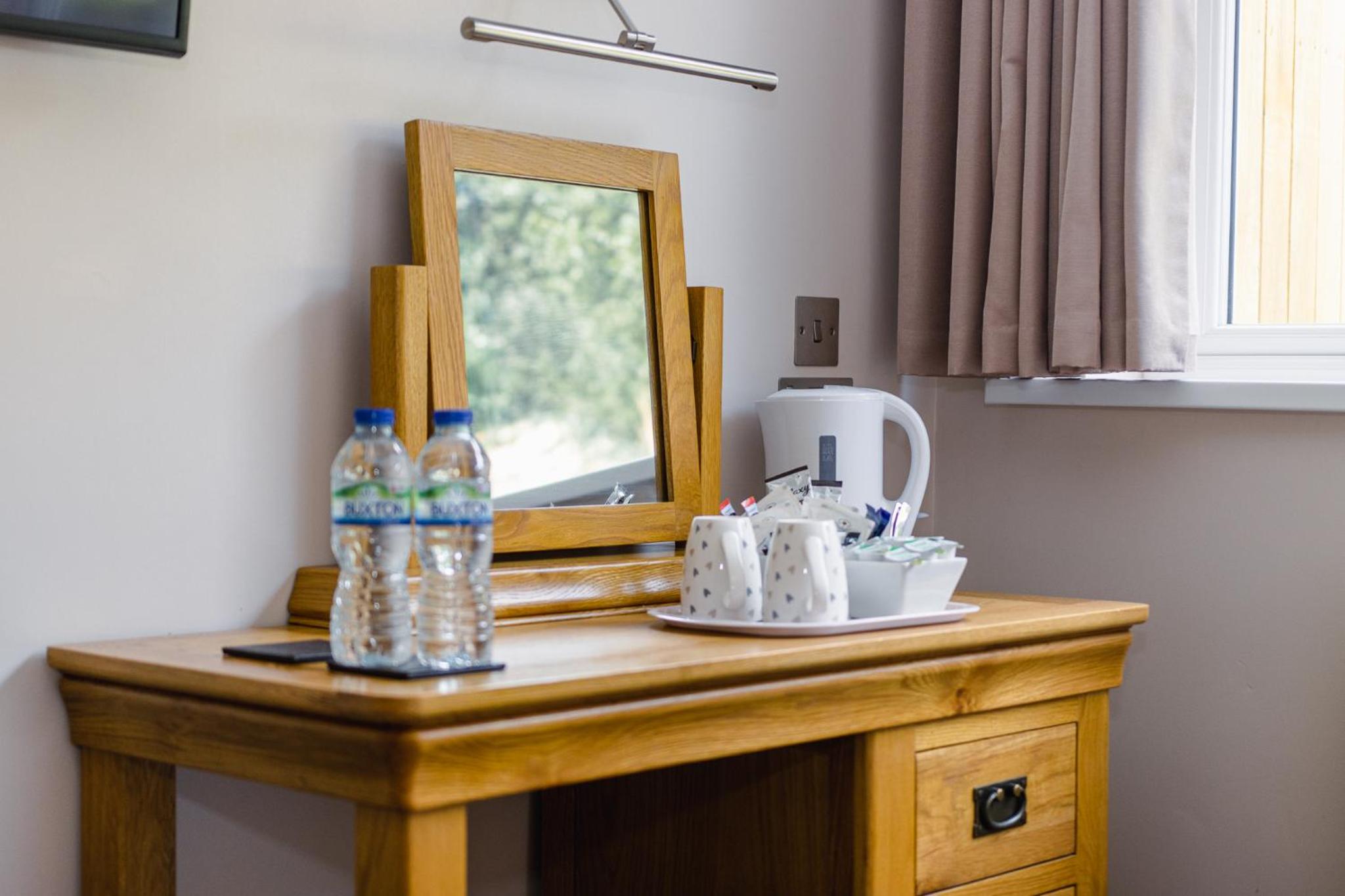 Deluxe Double Room - Photo 12