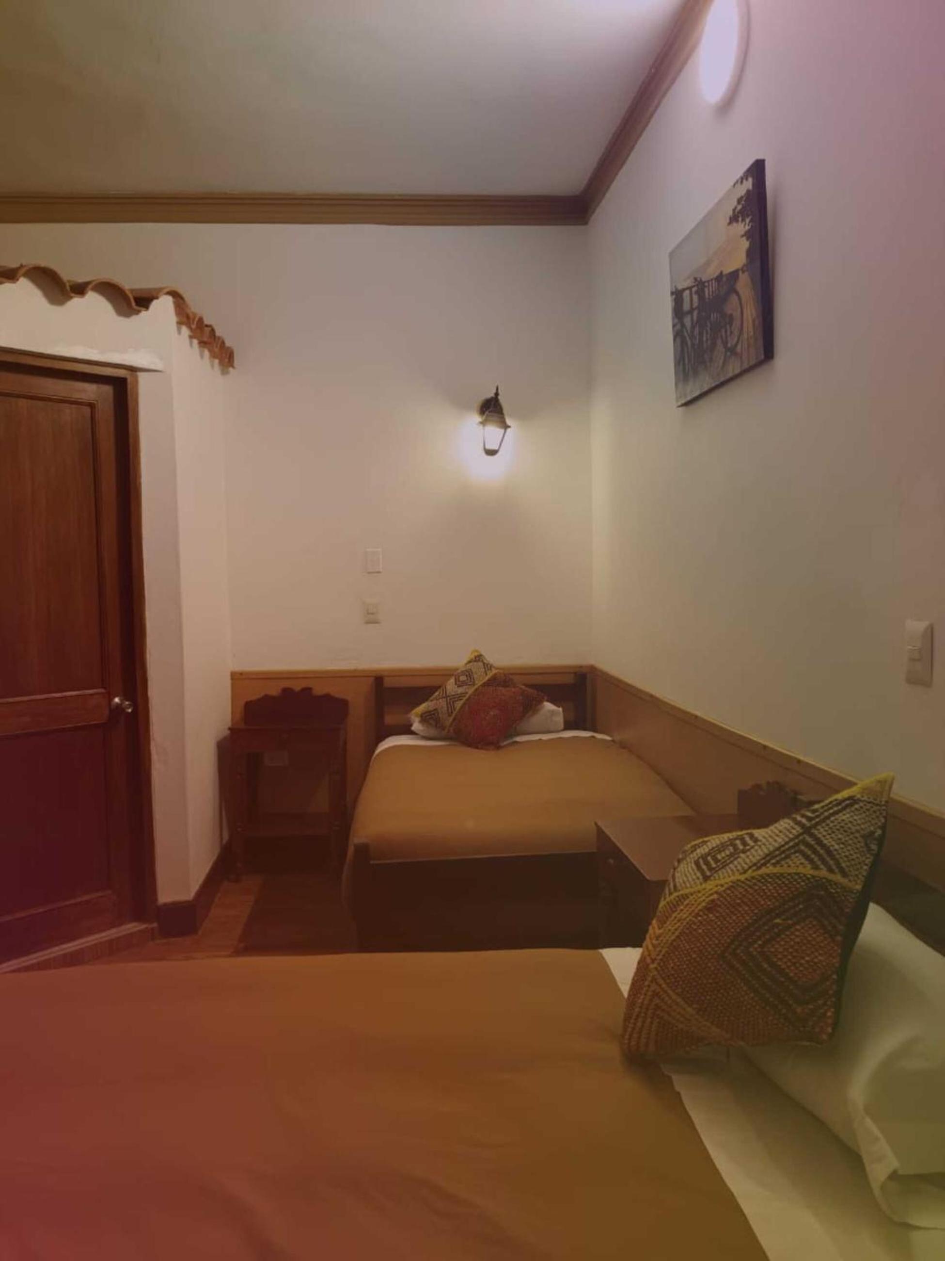 Standard Twin Room photo 2