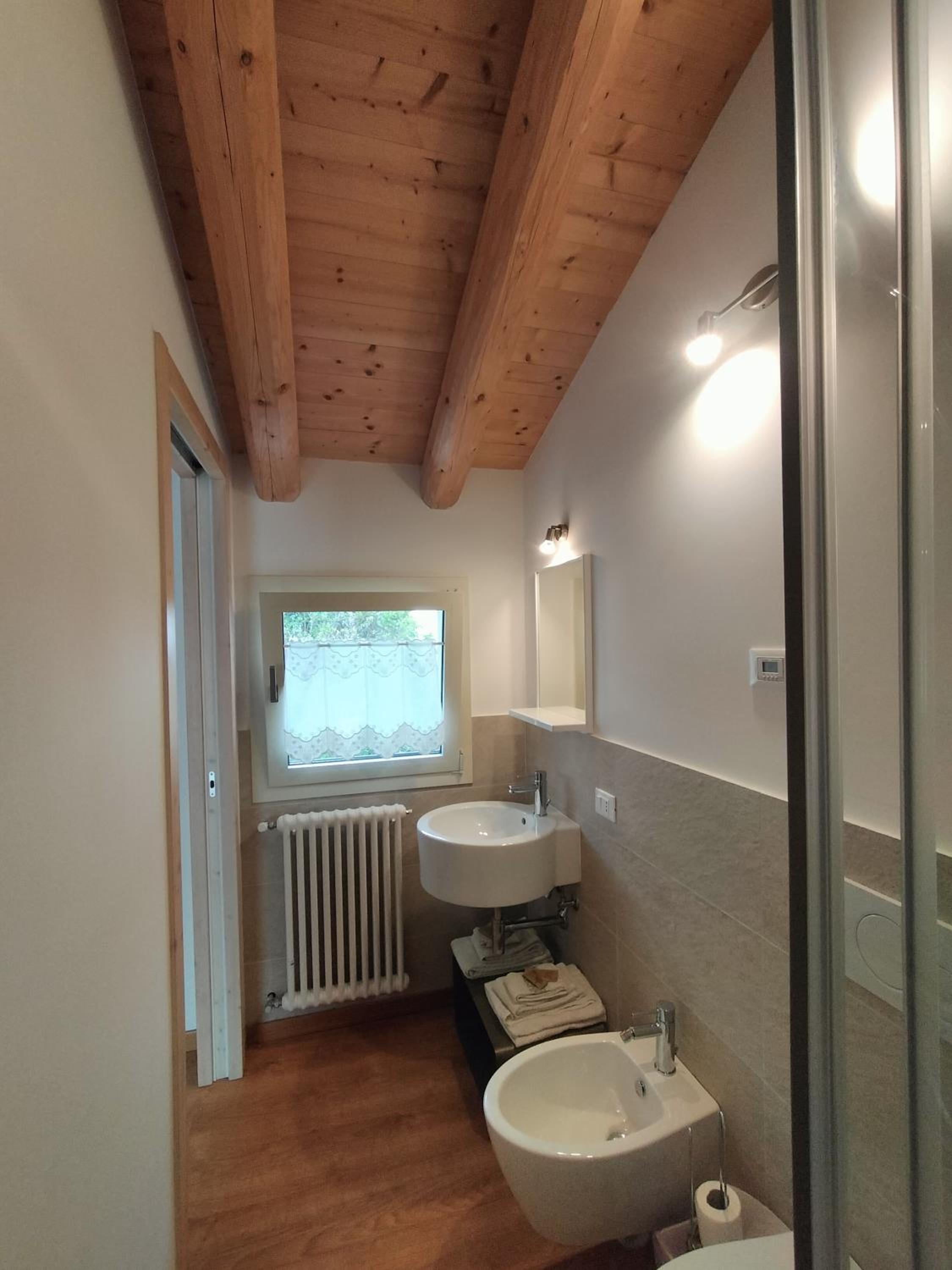 Double Room with Private Bathroom photo 2