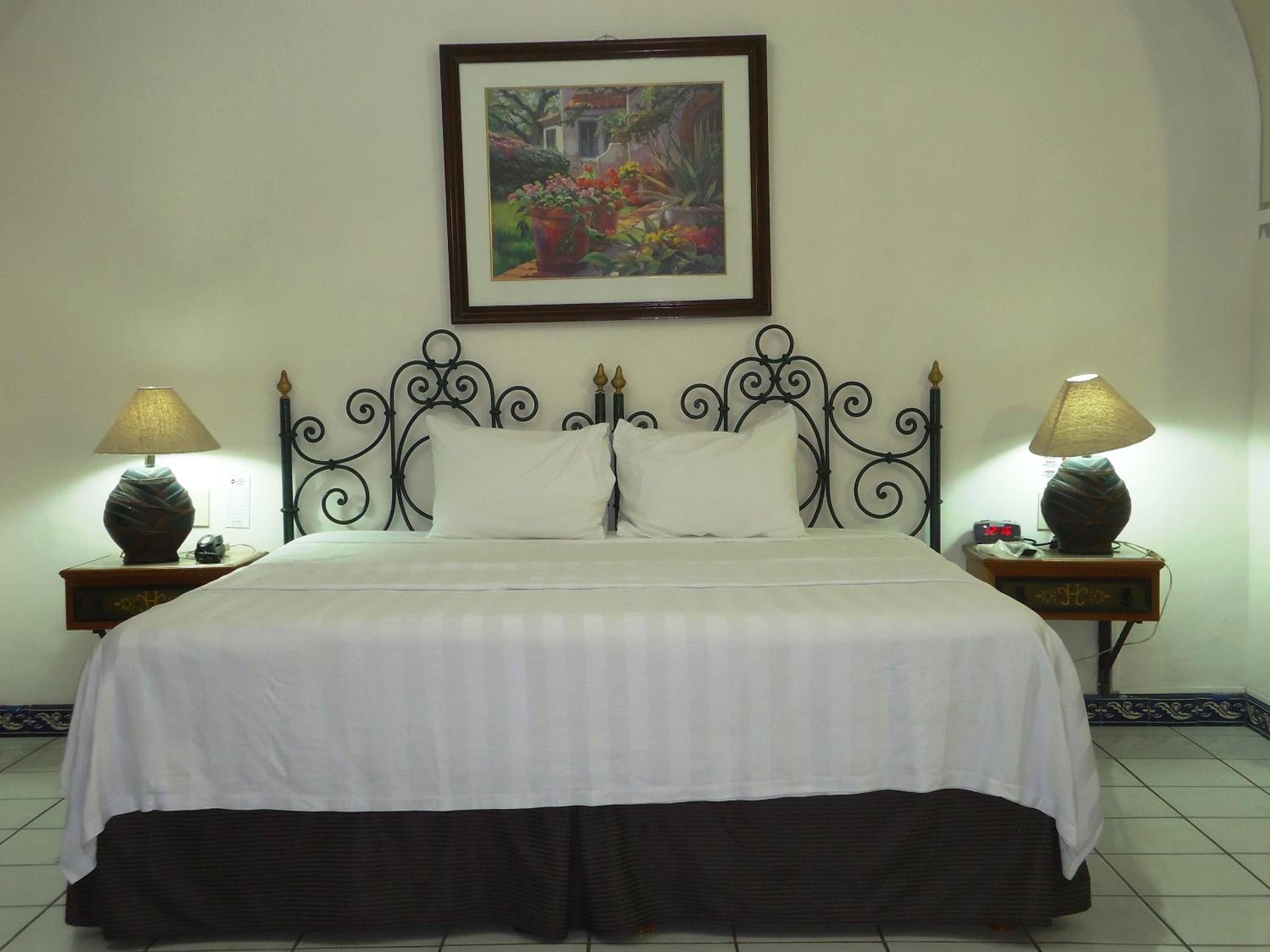 Suite with Garden View photo 3