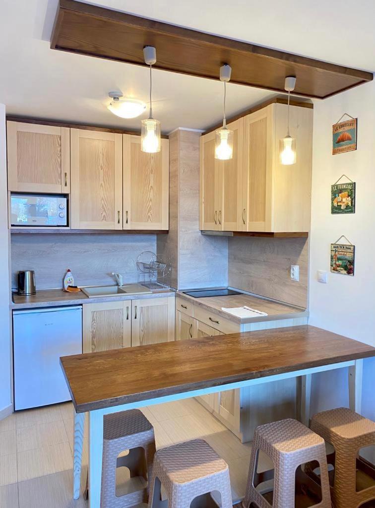 One-Bedroom Apartment - Photo 7