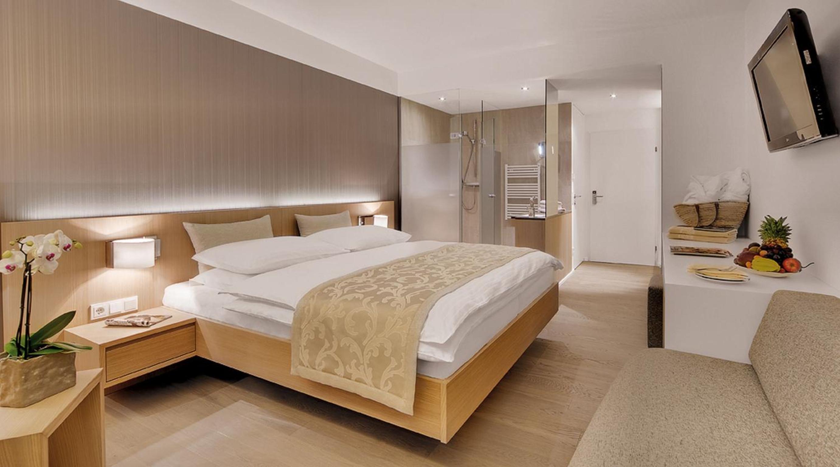 Design Double Room with Balcony photo 2