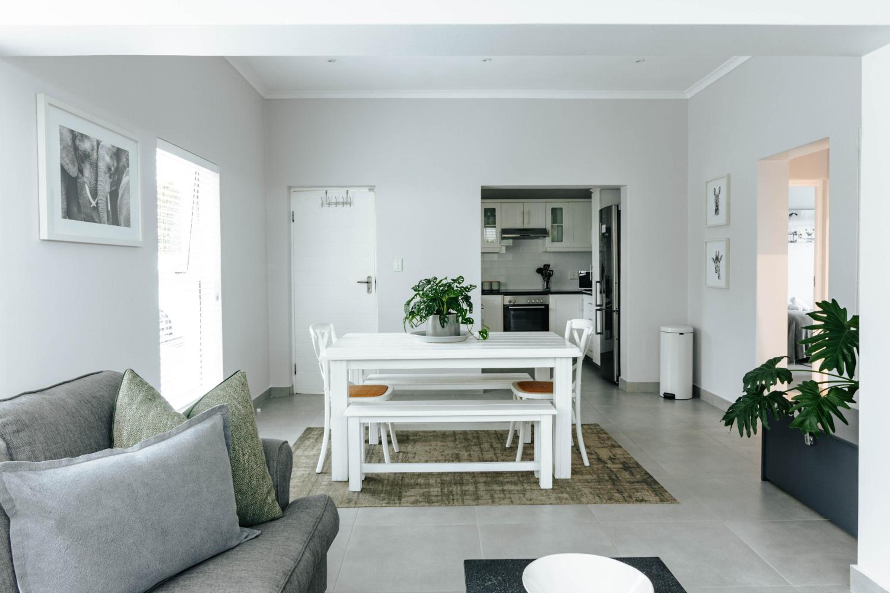 Two-Bedroom Apartment - Photo 12