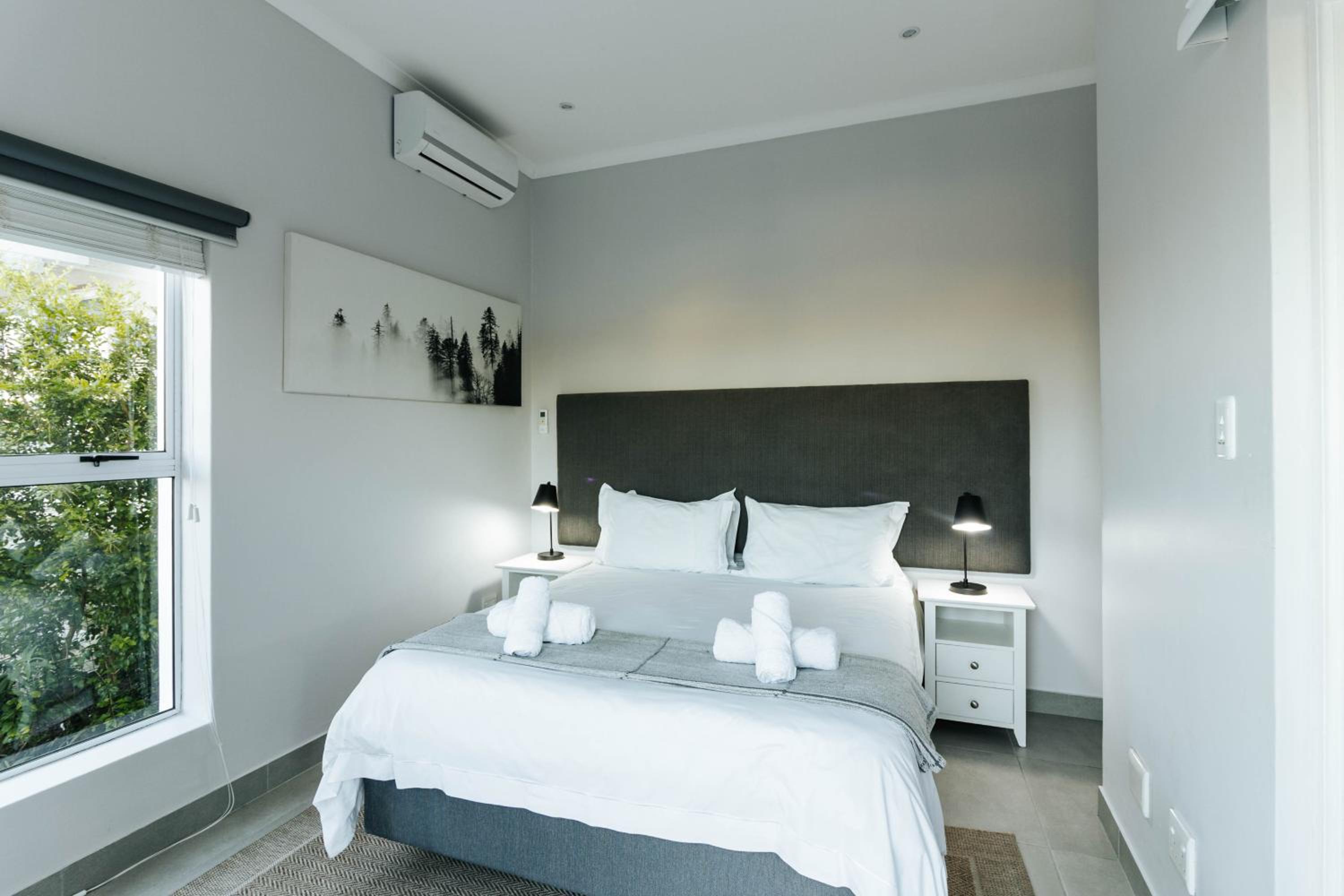 Two-Bedroom Apartment - Photo 32