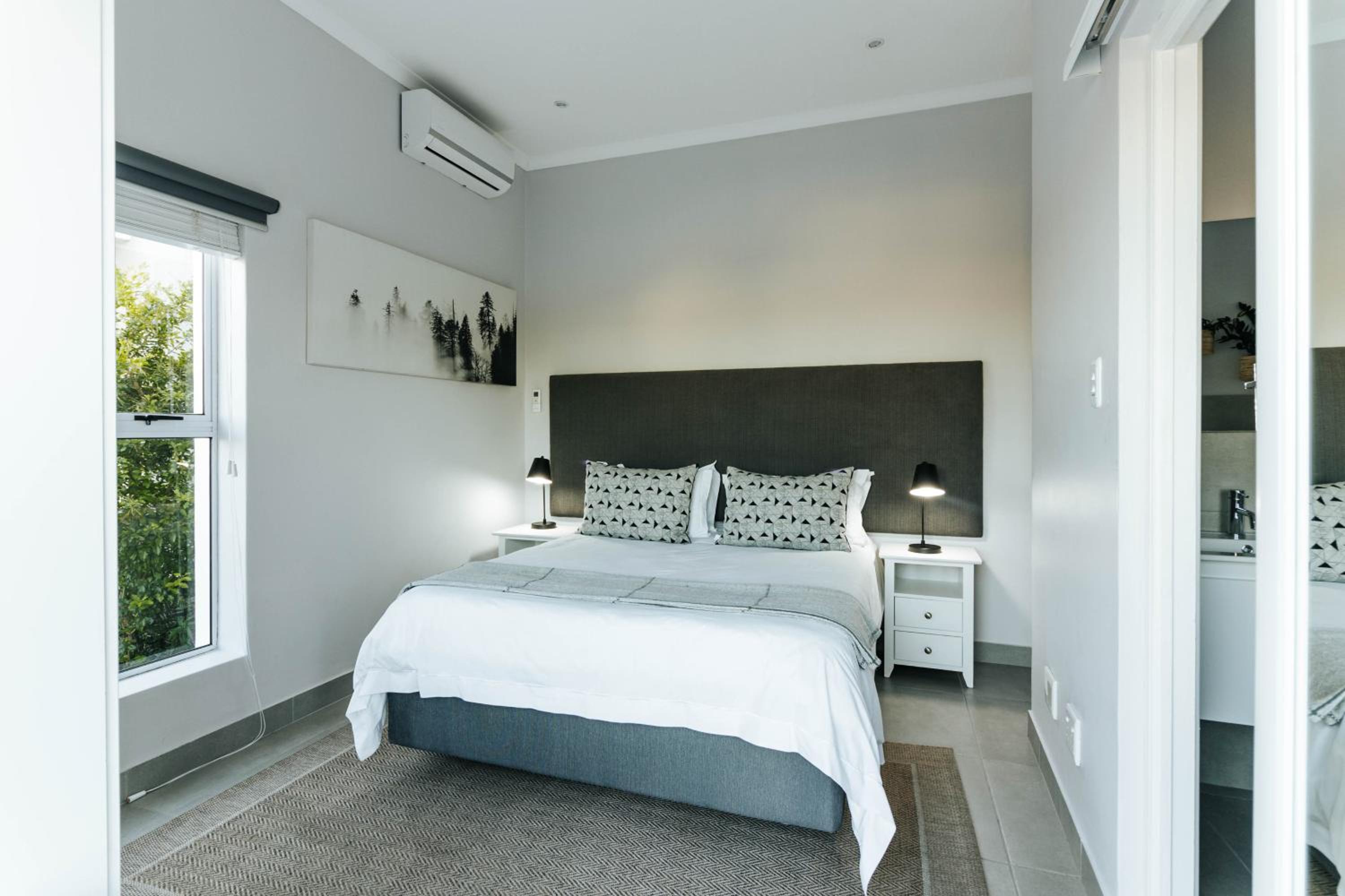 Two-Bedroom Apartment - Photo 38