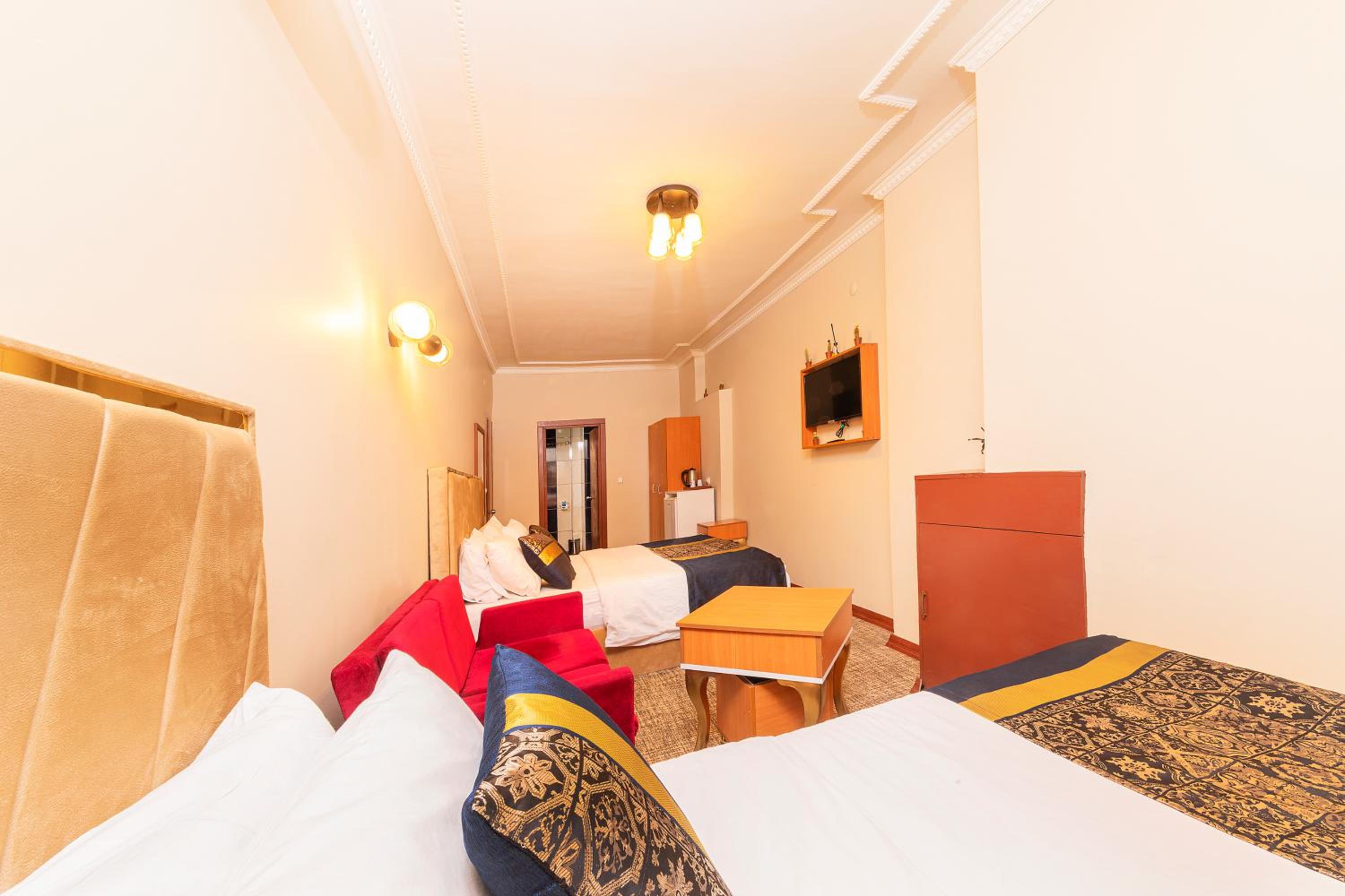 Standard Triple Room photo 2