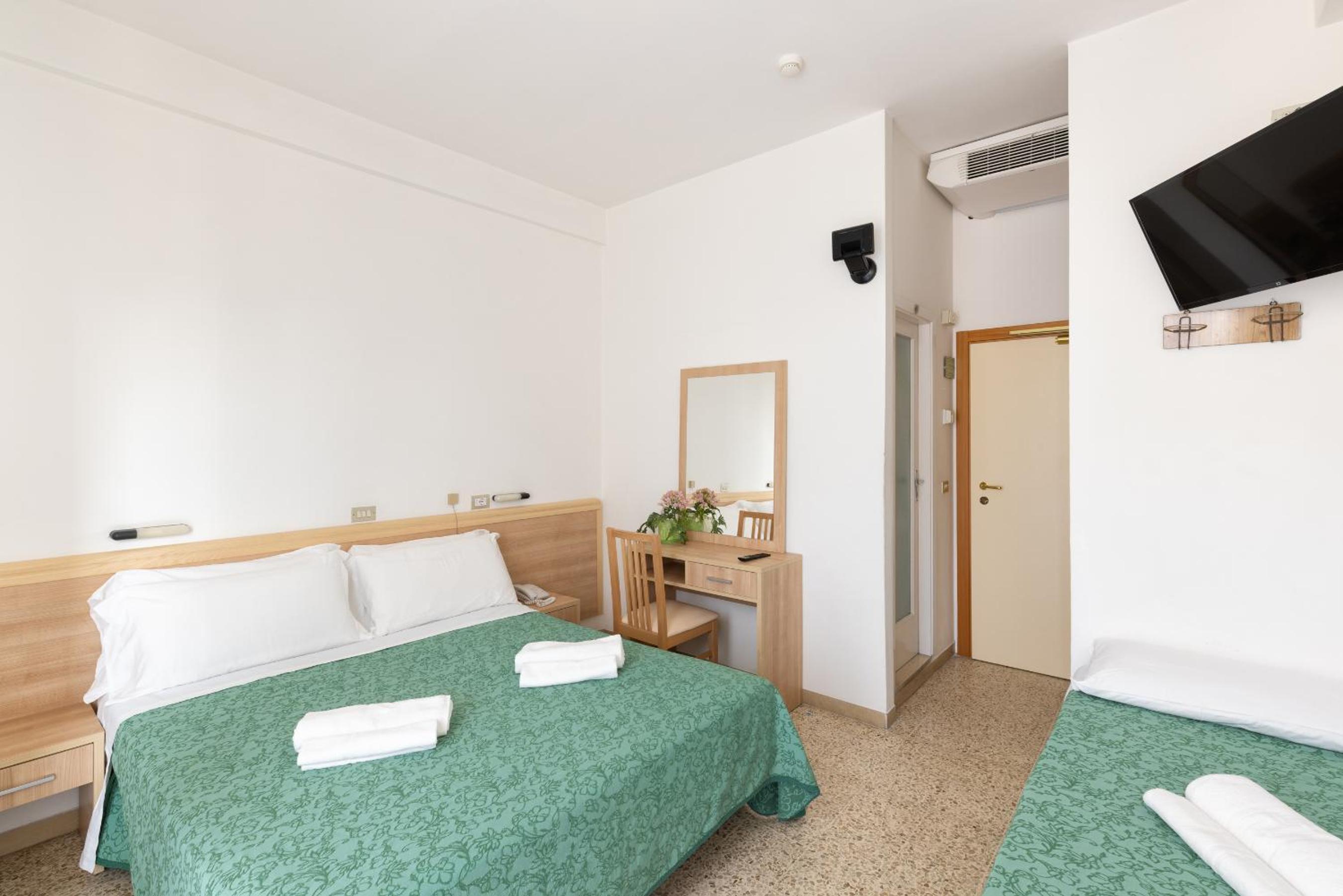 Triple Room with Balcony