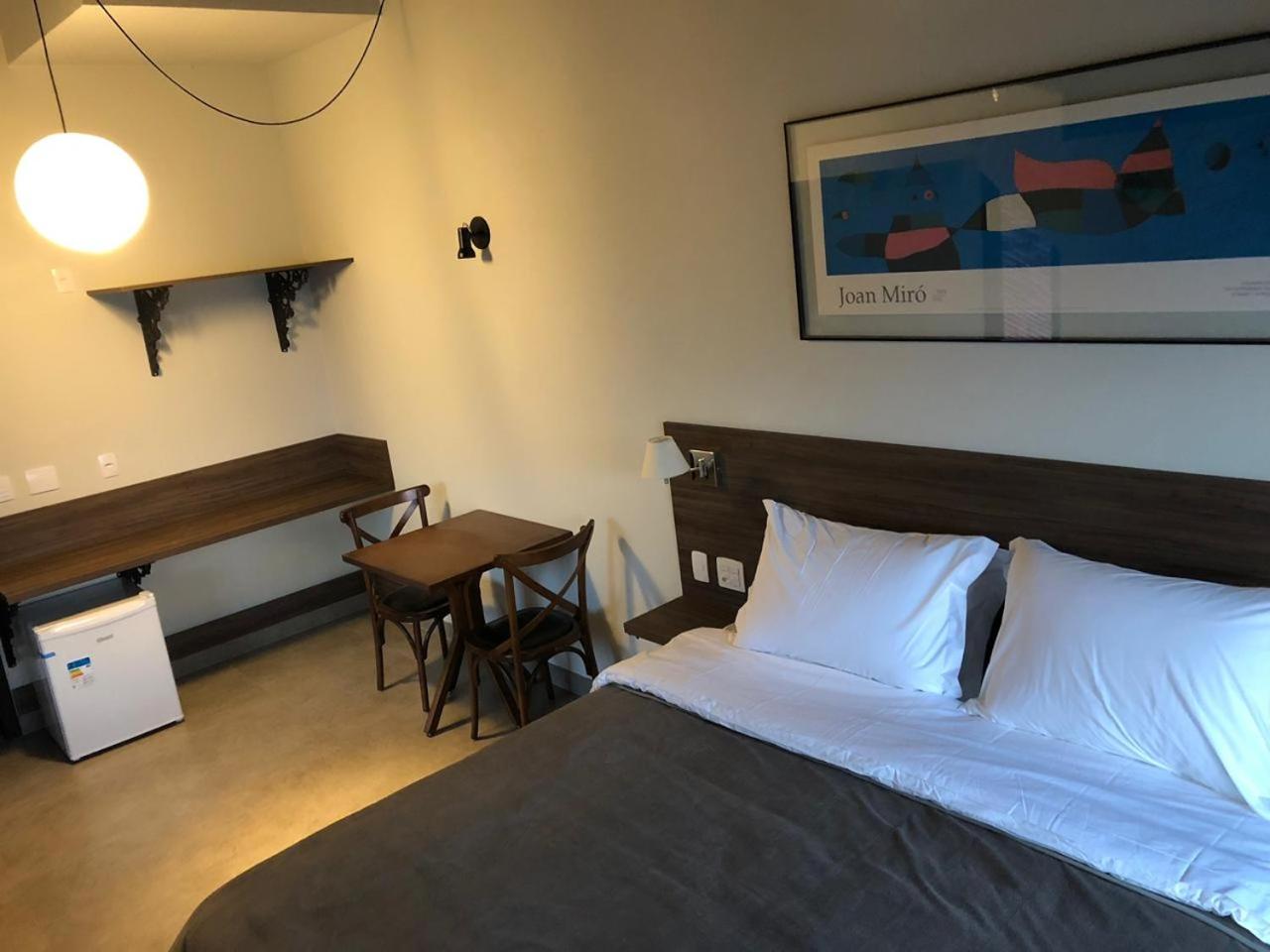 Deluxe Suite with Spa Bath - Photo 14