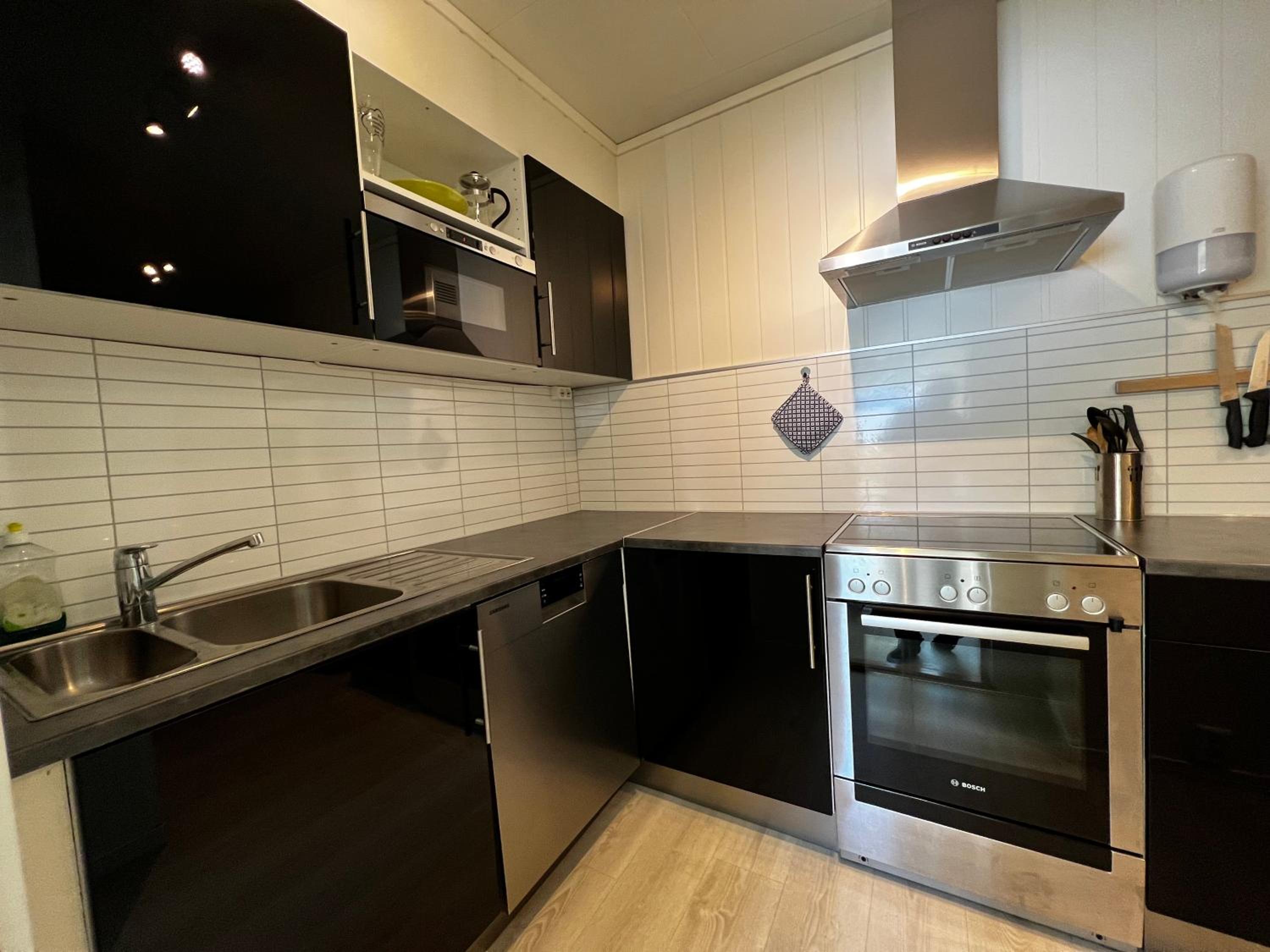 Two-Bedroom Apartment - Photo 8