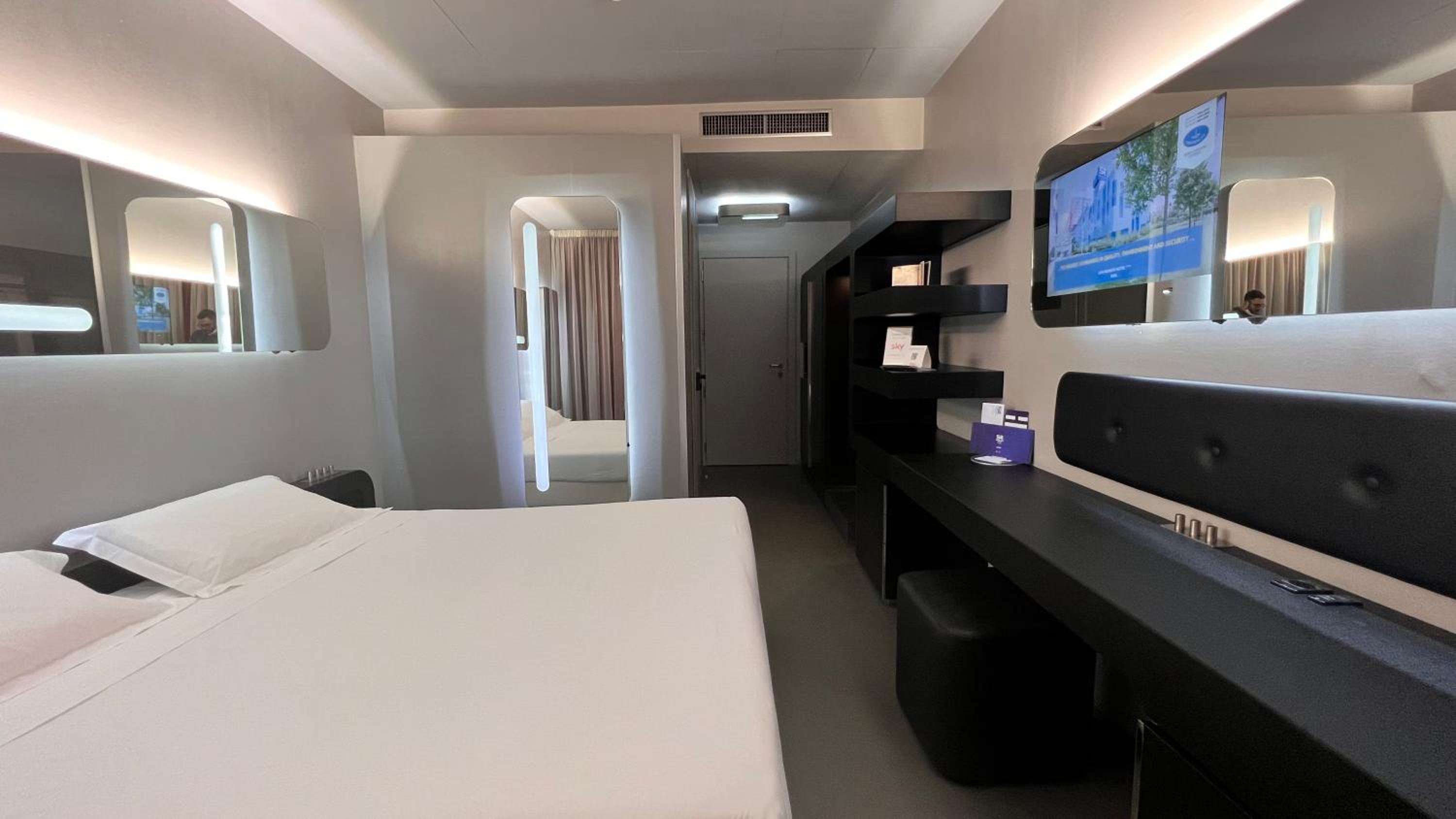 Classic Double Room - Photo 1