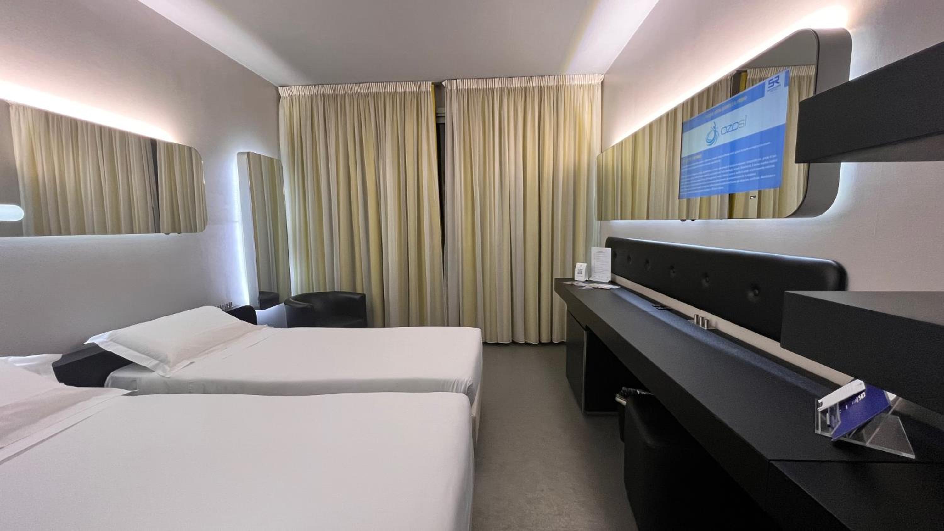 Superior Double Room - Photo 10