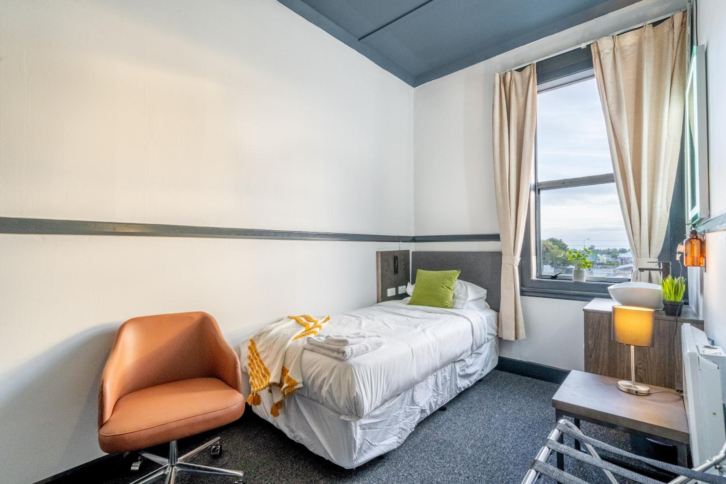 Single Room photo 3