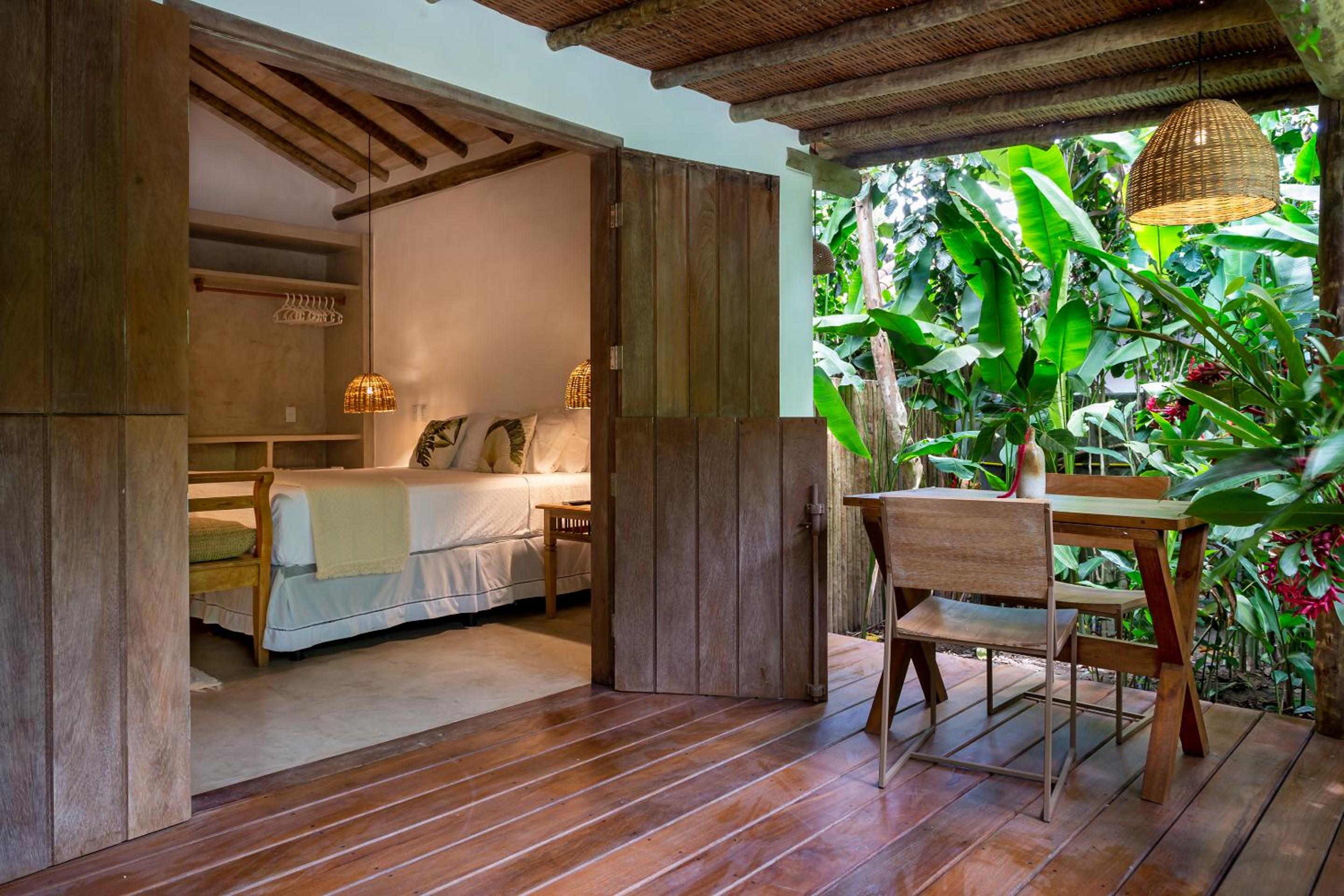 Suite with Pool View and Private Garden photo 2