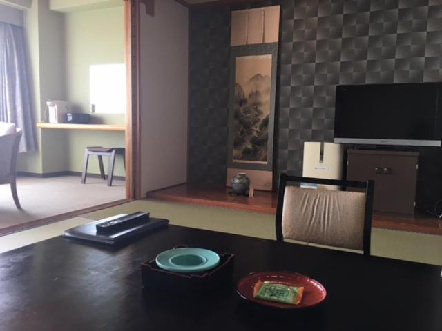 Japanese-Style Room
