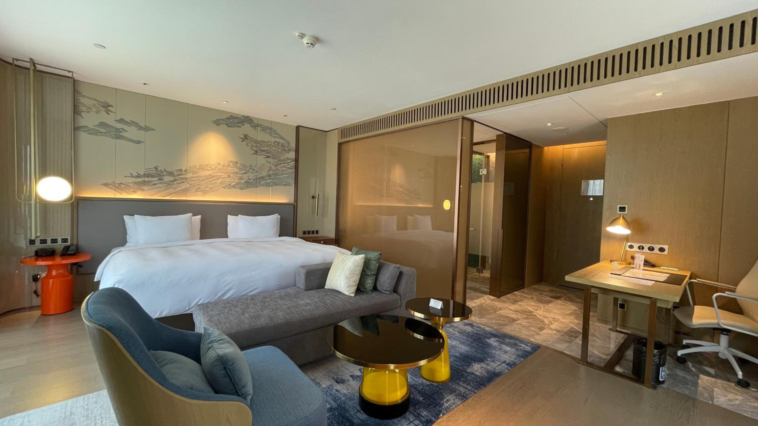 Executive Room - Photo 5