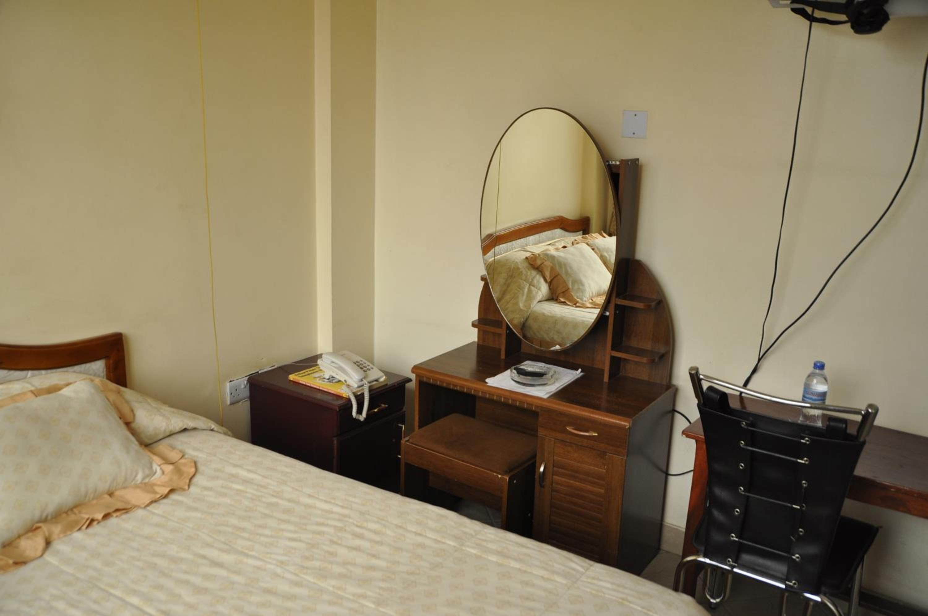Budget Single Room photo 3