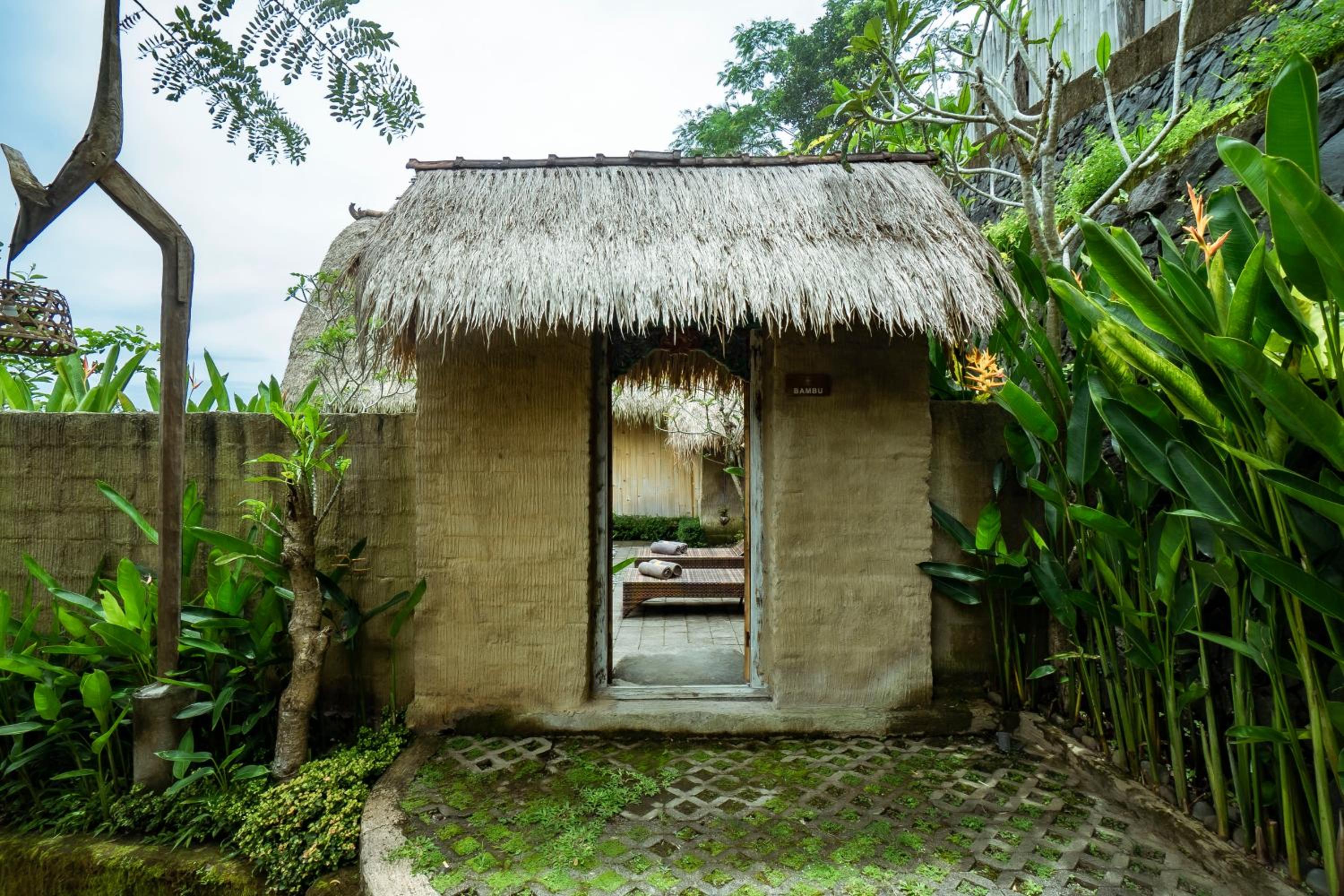 Duplex Bamboo Pool Villa - Photo 20