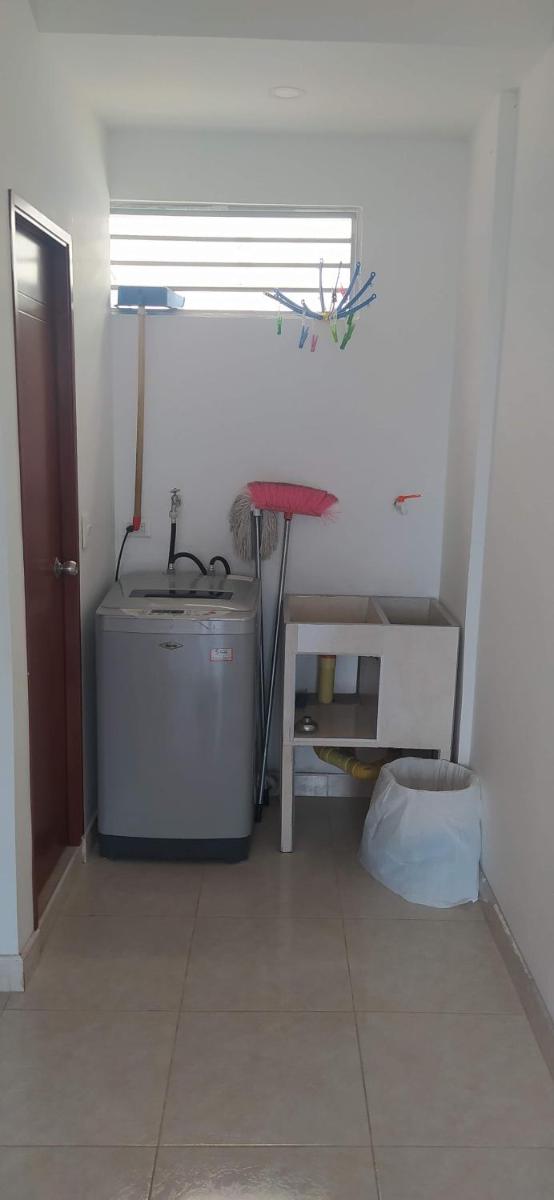 One-Bedroom Apartment photo 3