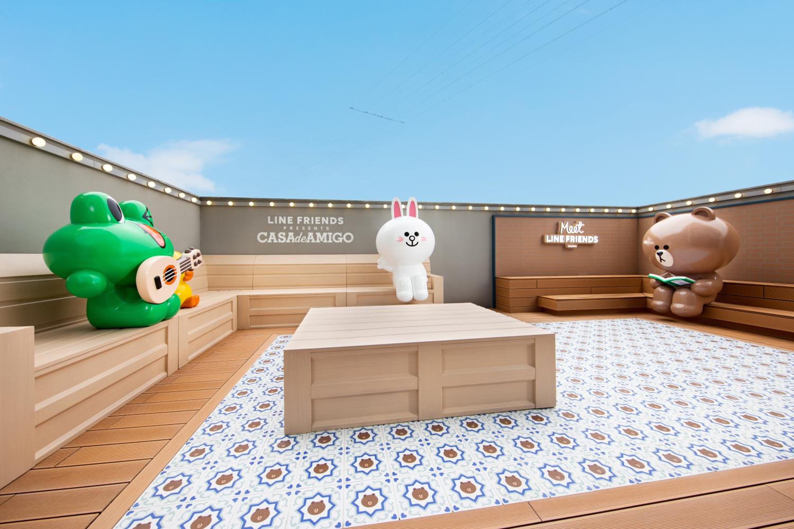 LINE FRIENDS Balcony Suite - Twin photo 2