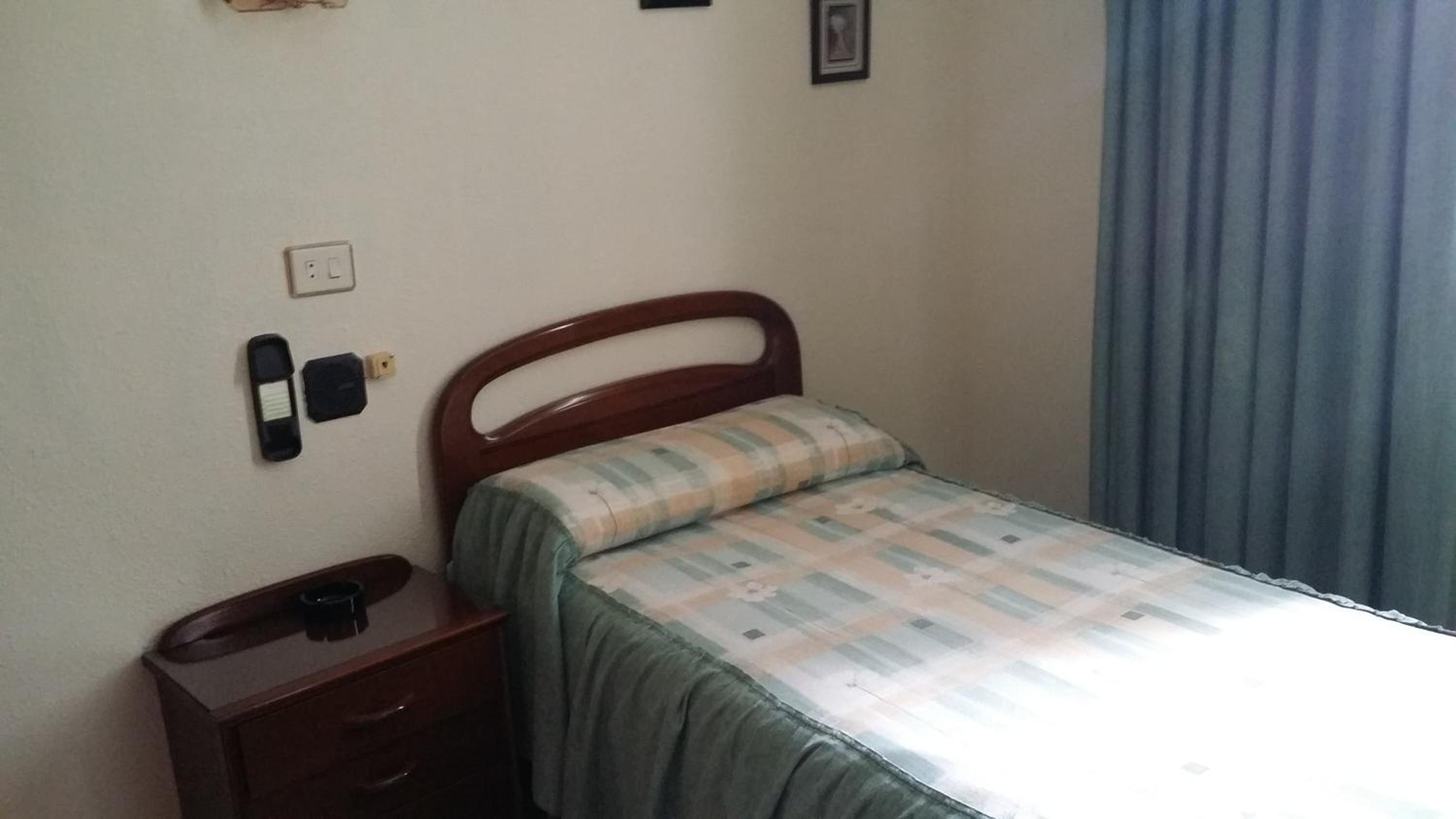Habitación individual con baño privado