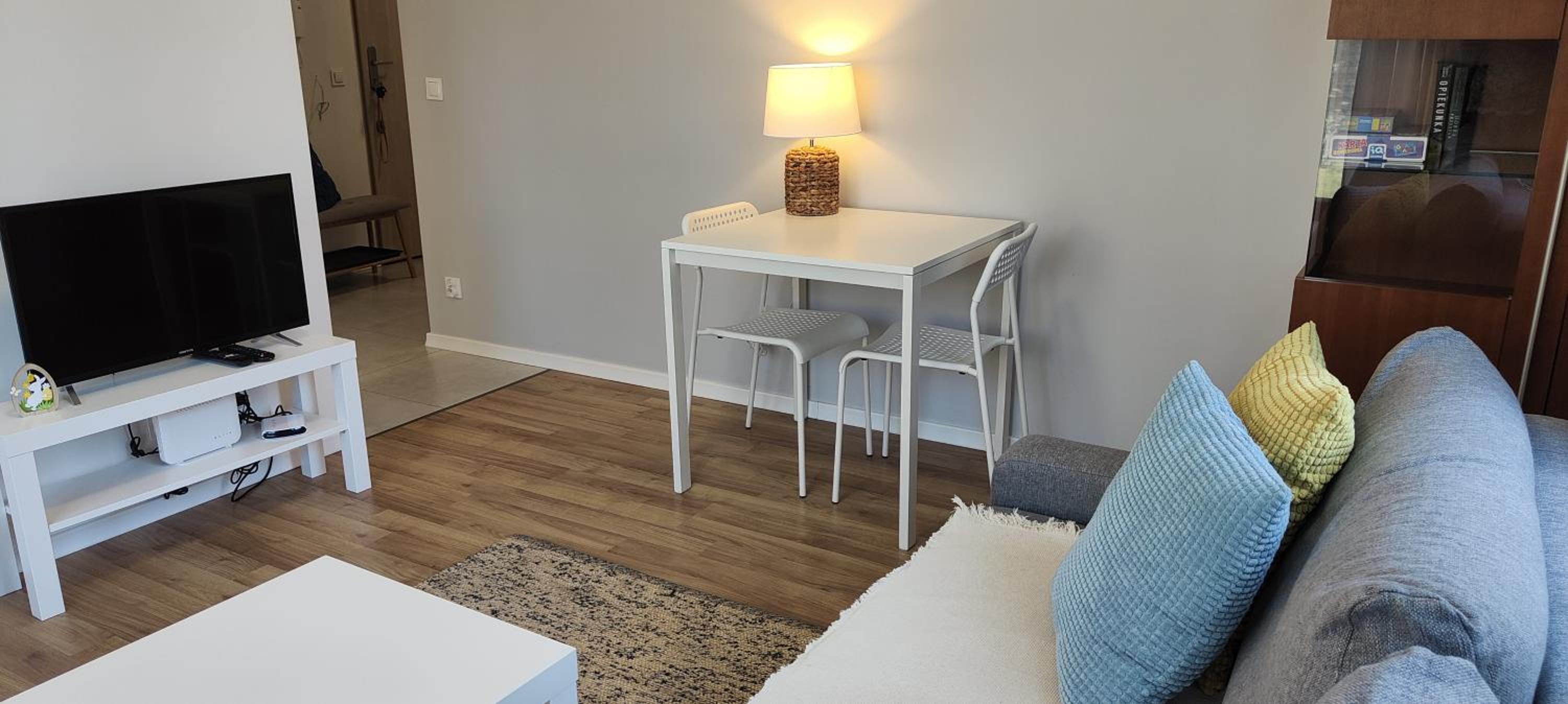 One-Bedroom Apartment - Photo 17